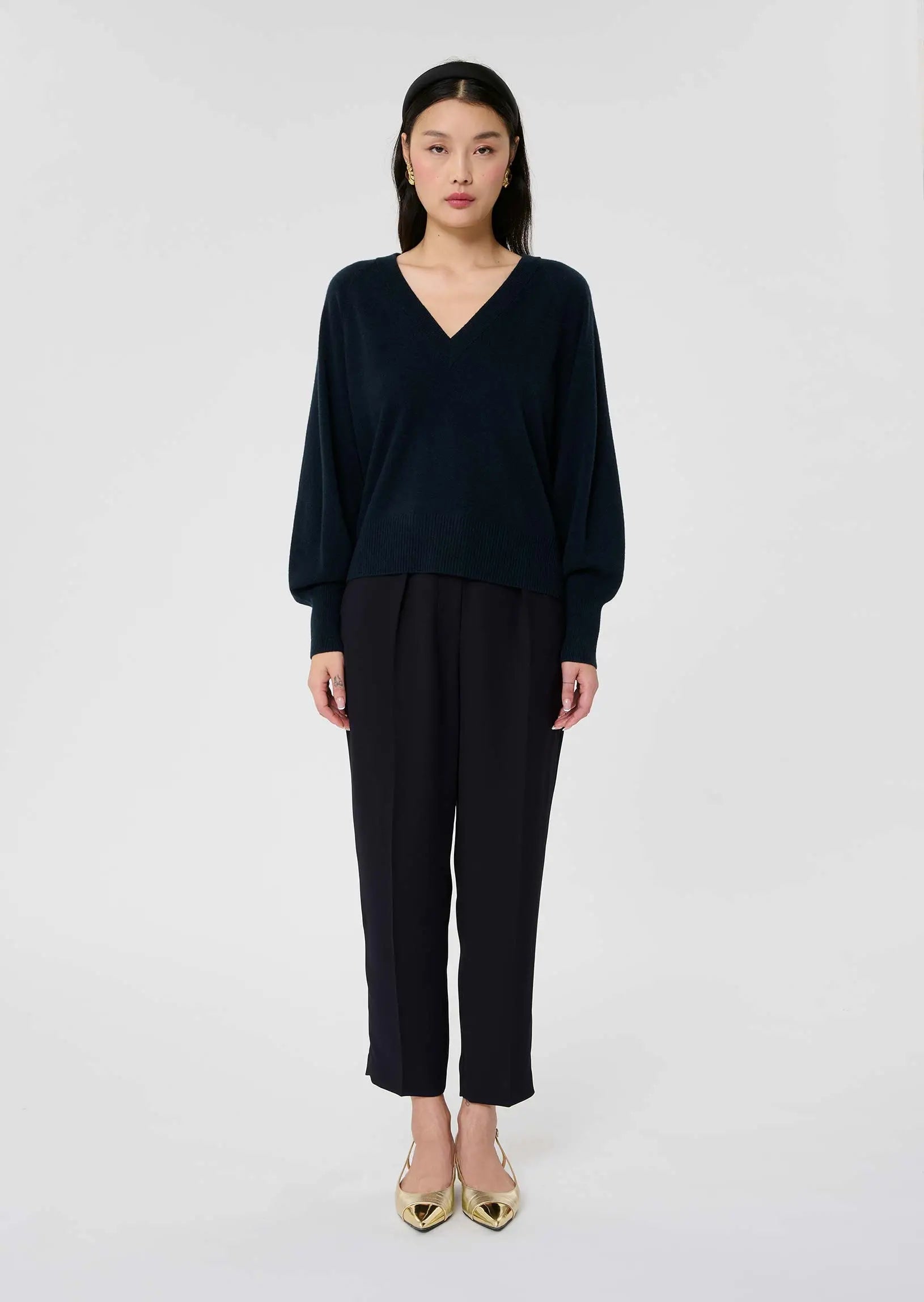 Paz midnight blue cashmere sweater Tara Jarmon