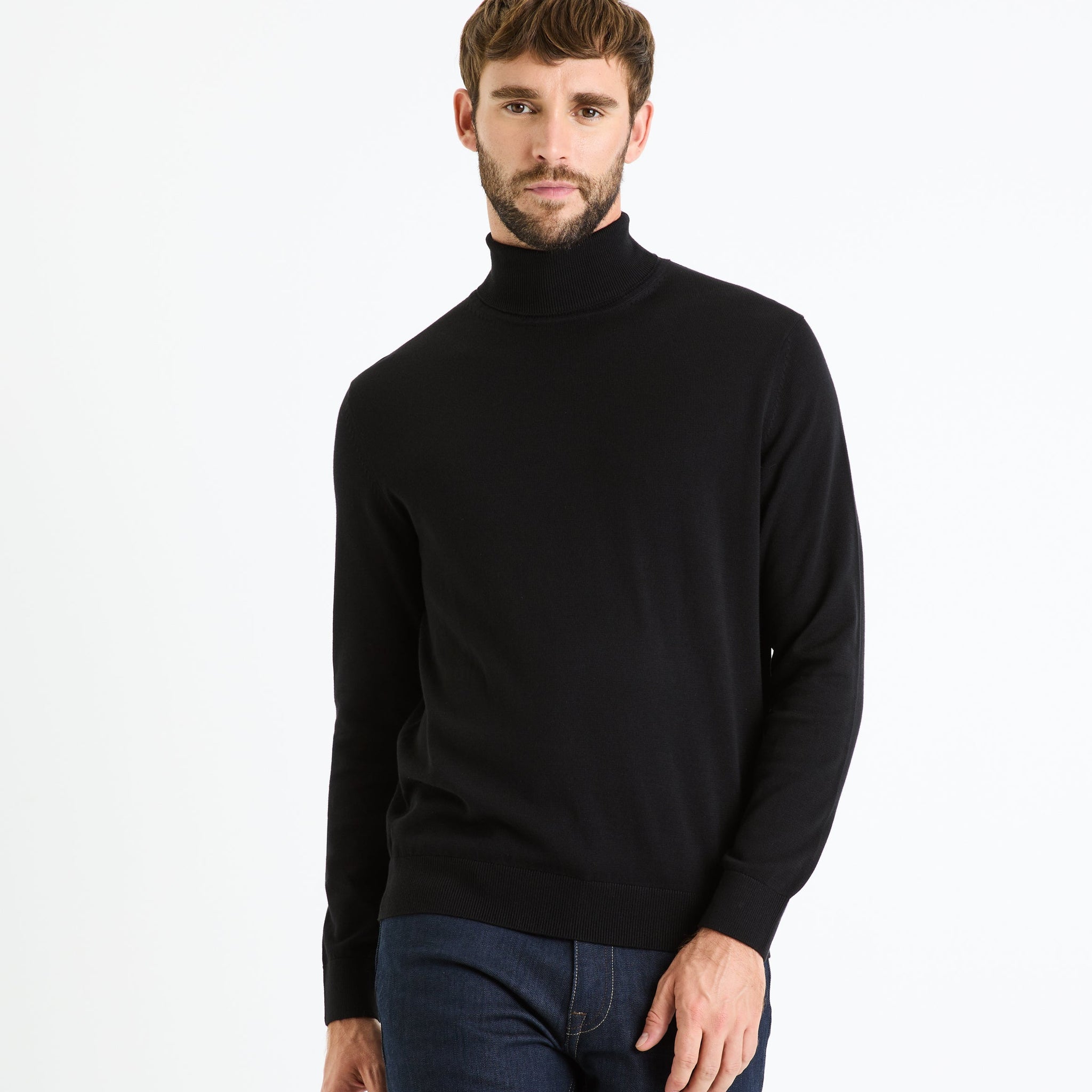 Noir Turtle Neck Jumper