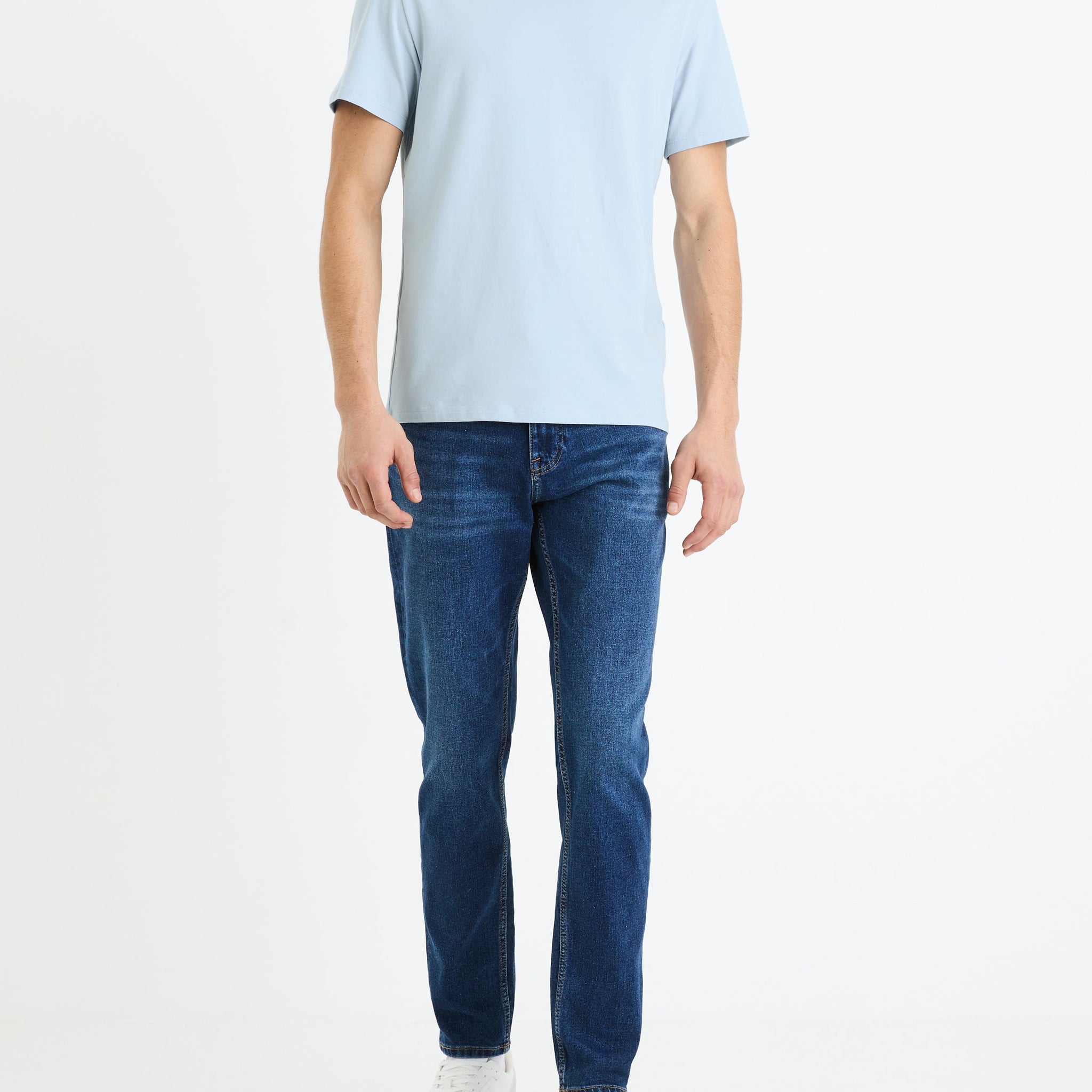 Tee shirt col V