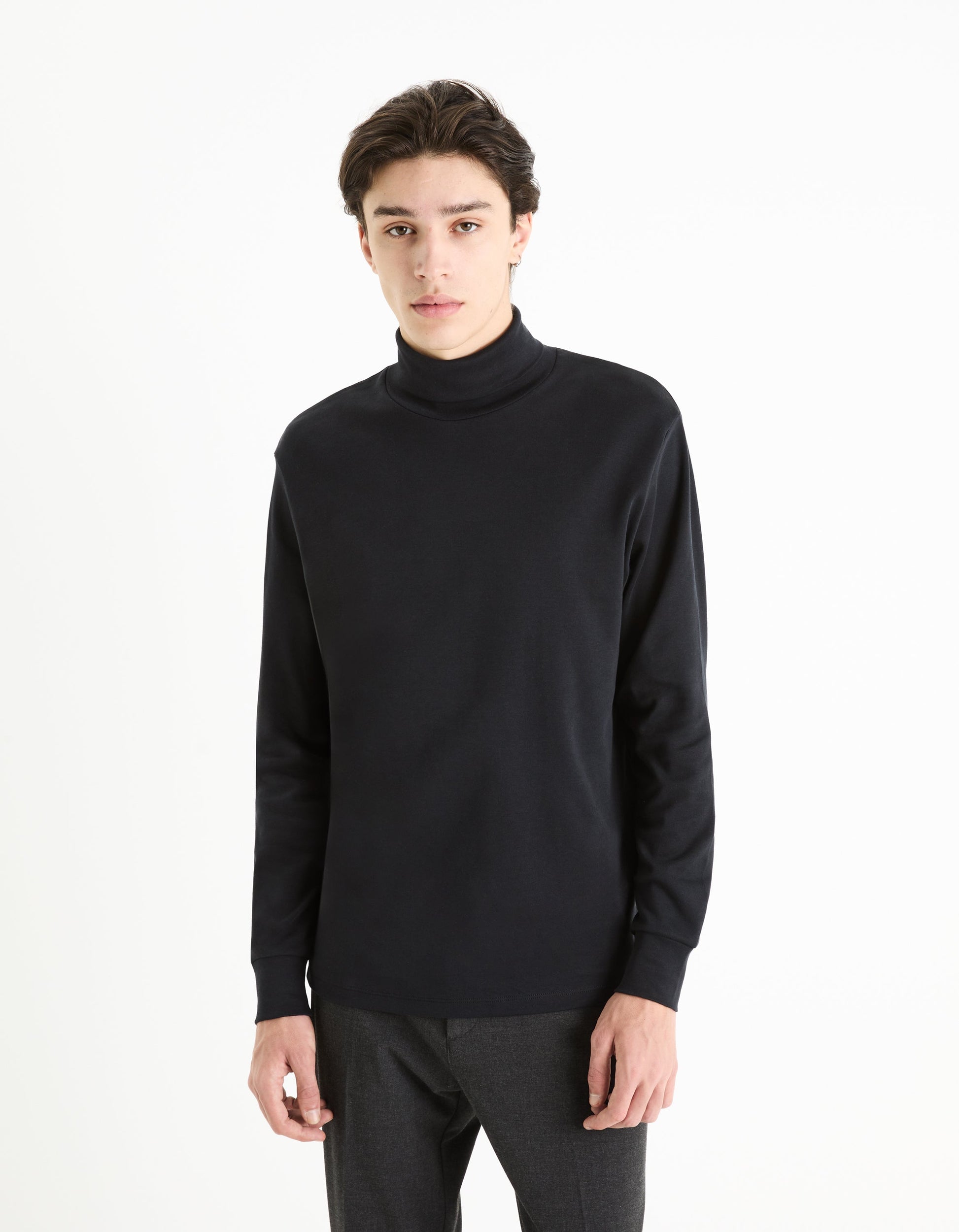 Black Long Sleeves Tshirt