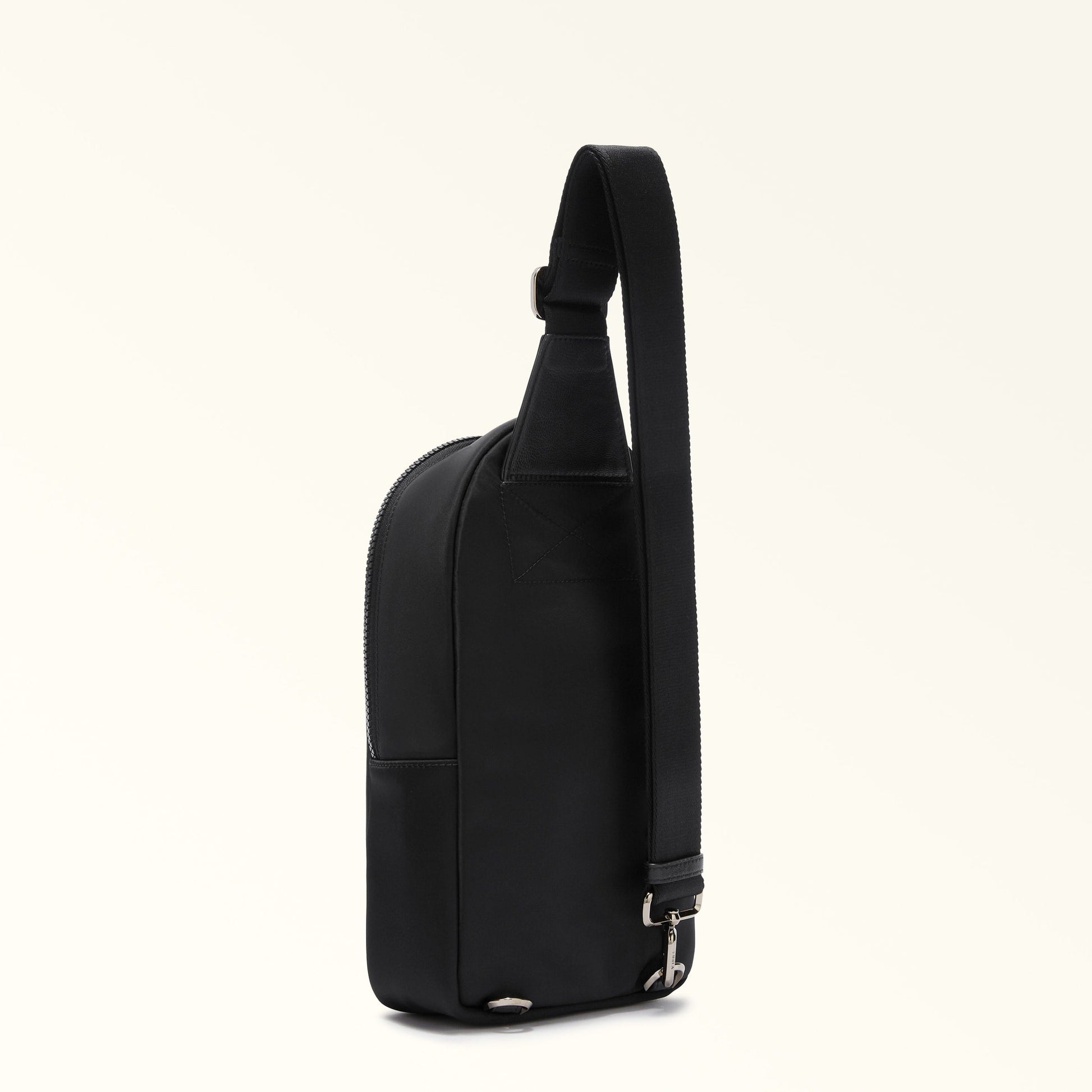 MAN ORION CROSSBODY O6000-NERO
