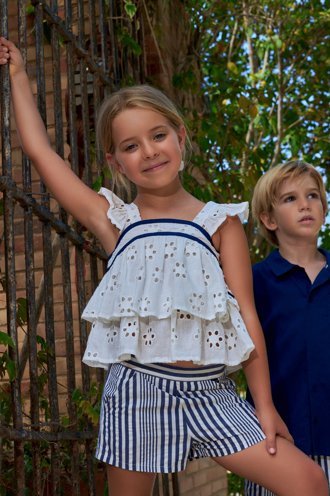 Off White top KHABBAZ