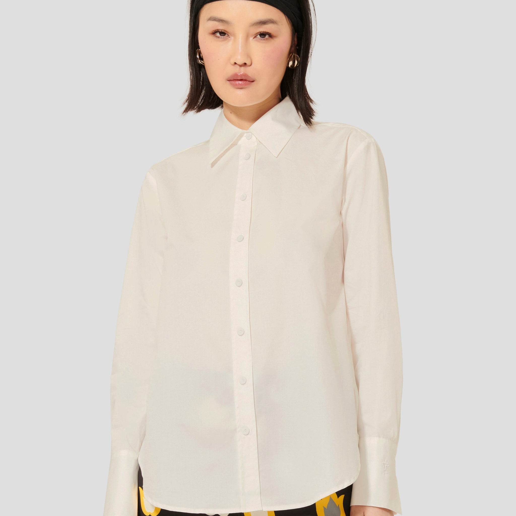 Tara Jarmon women white cotton poplin long sleeves shirt.