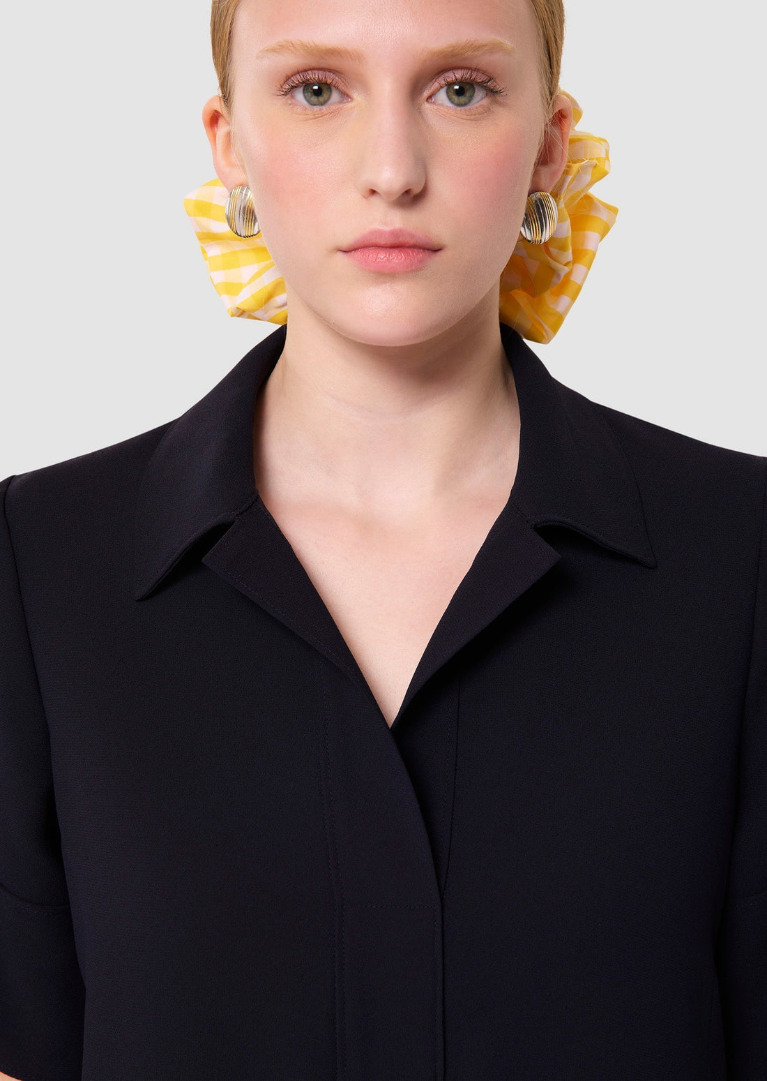 Women wearing Robby Navy Dress by Tara Jarmon Lebanon