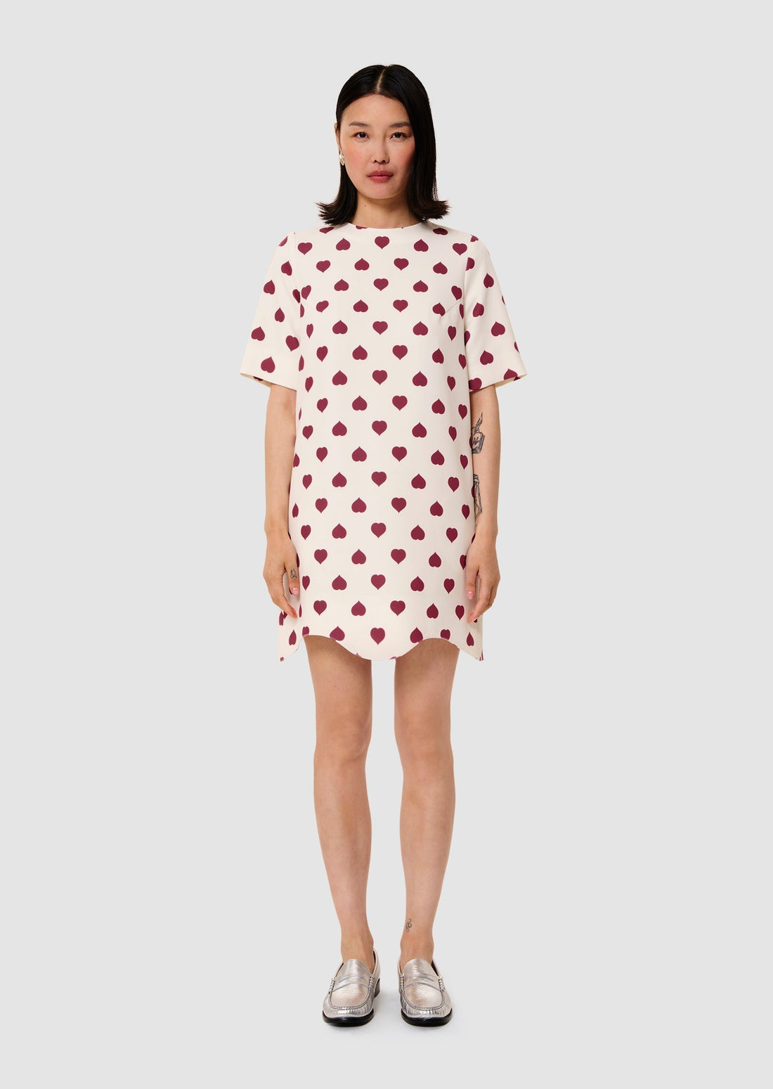 Model wearing Roger White Dress by Tara Jarmon Lebanon