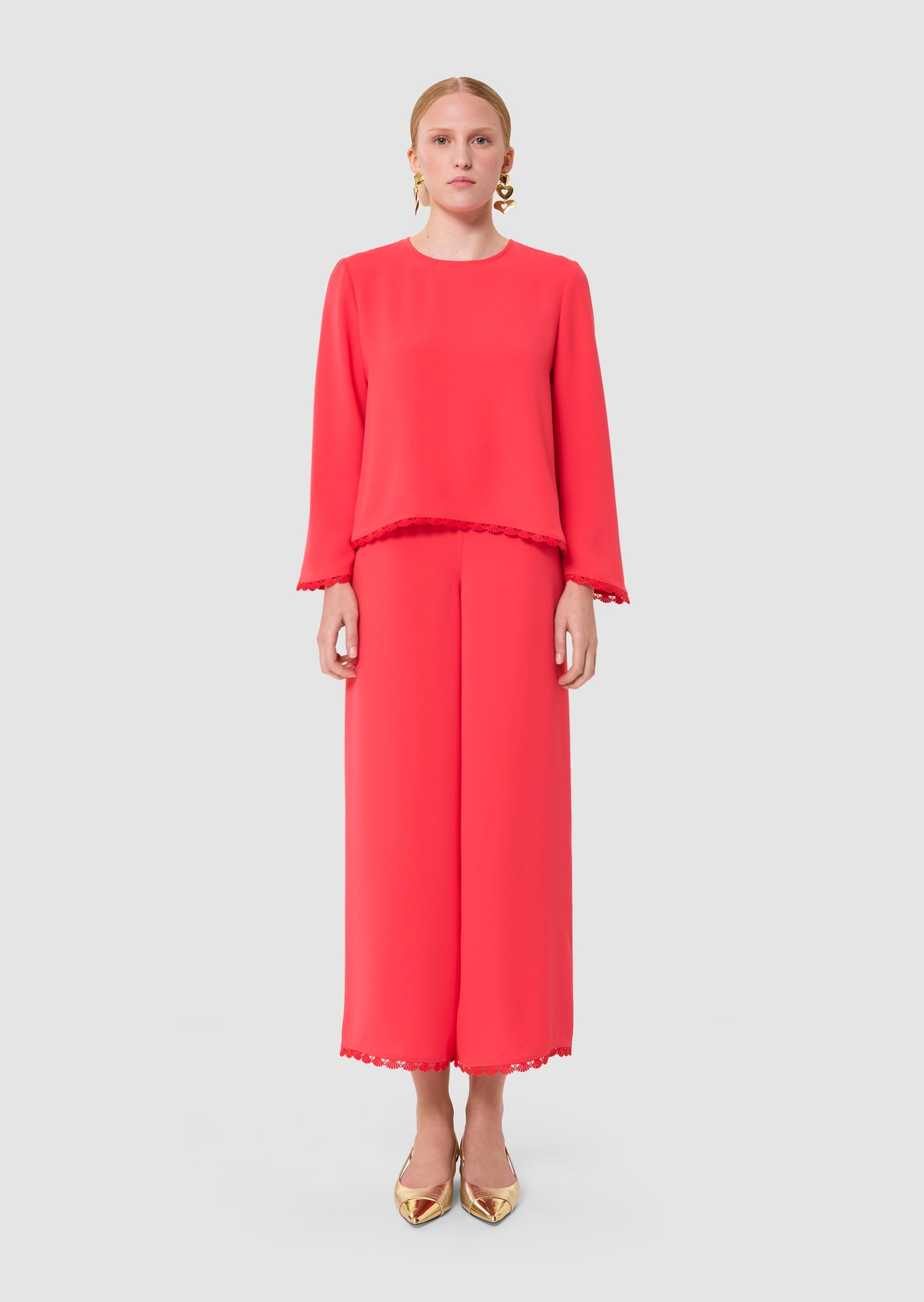Tazzio red crepe top