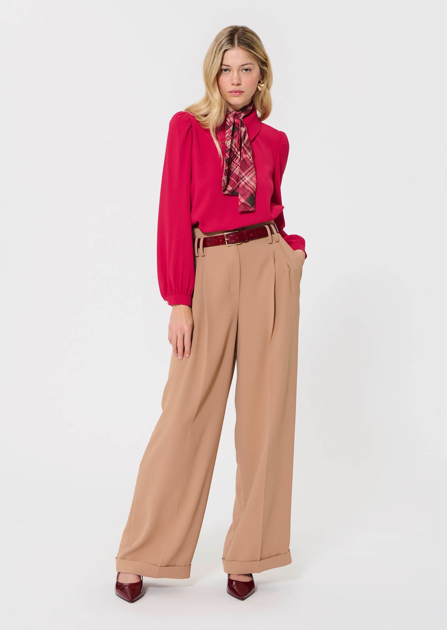 Tonio  garnet top Tara Jarmon