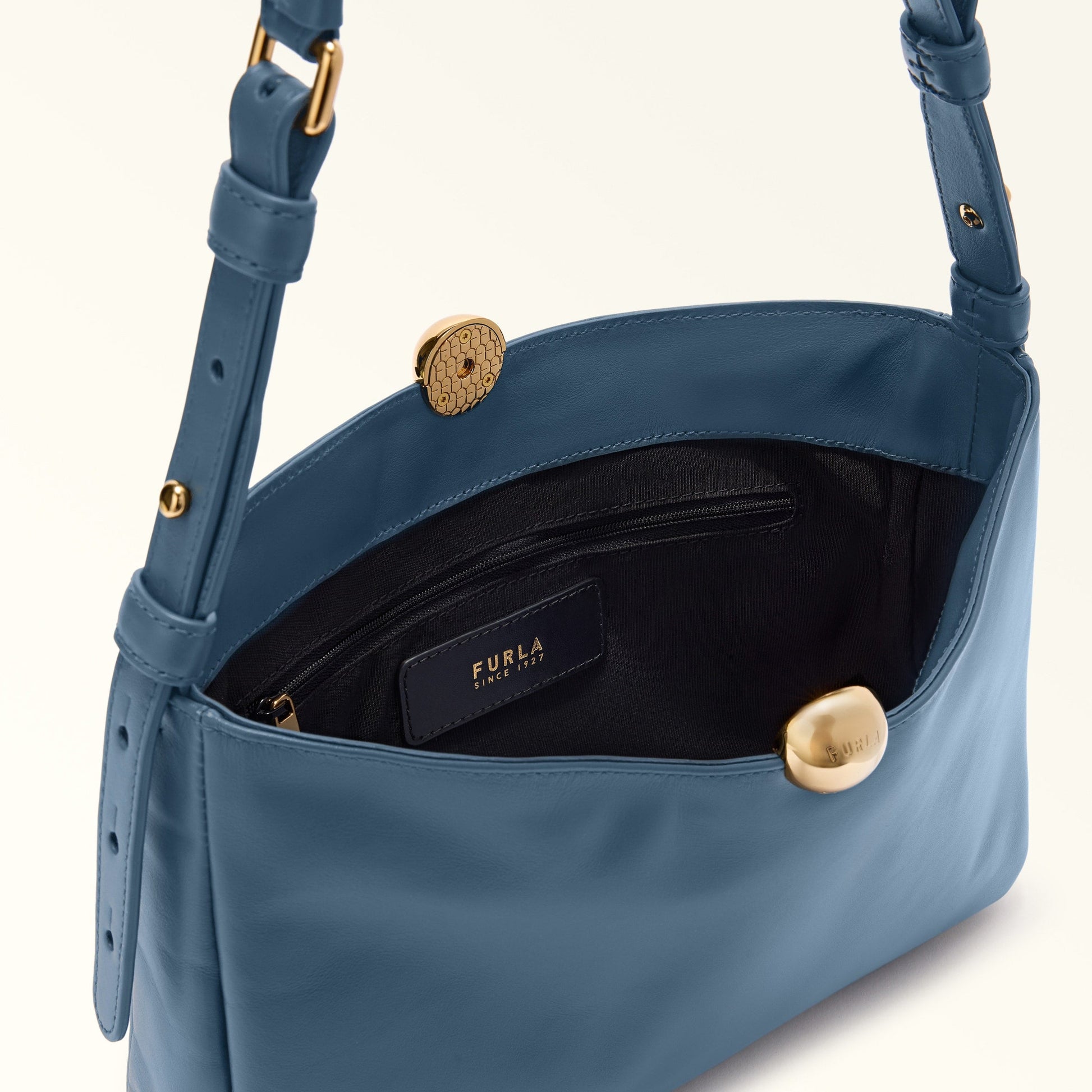 Furla Sfera Soft M Shoulder Bag Furla