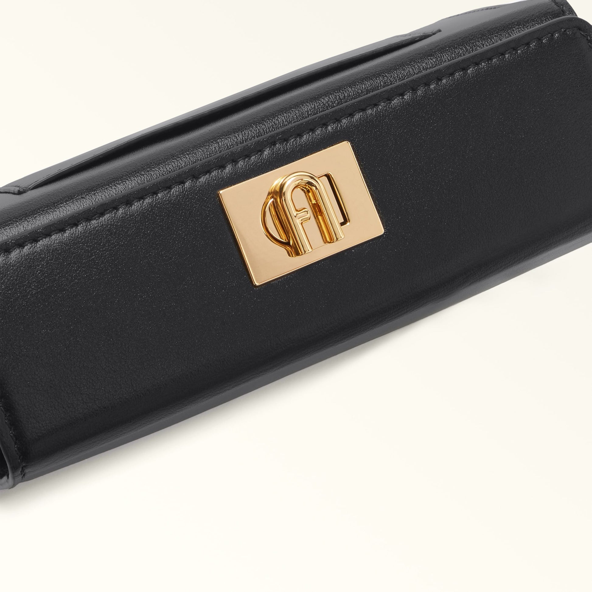 FURLA ARCO SHOULDER BAG O6000-NERO