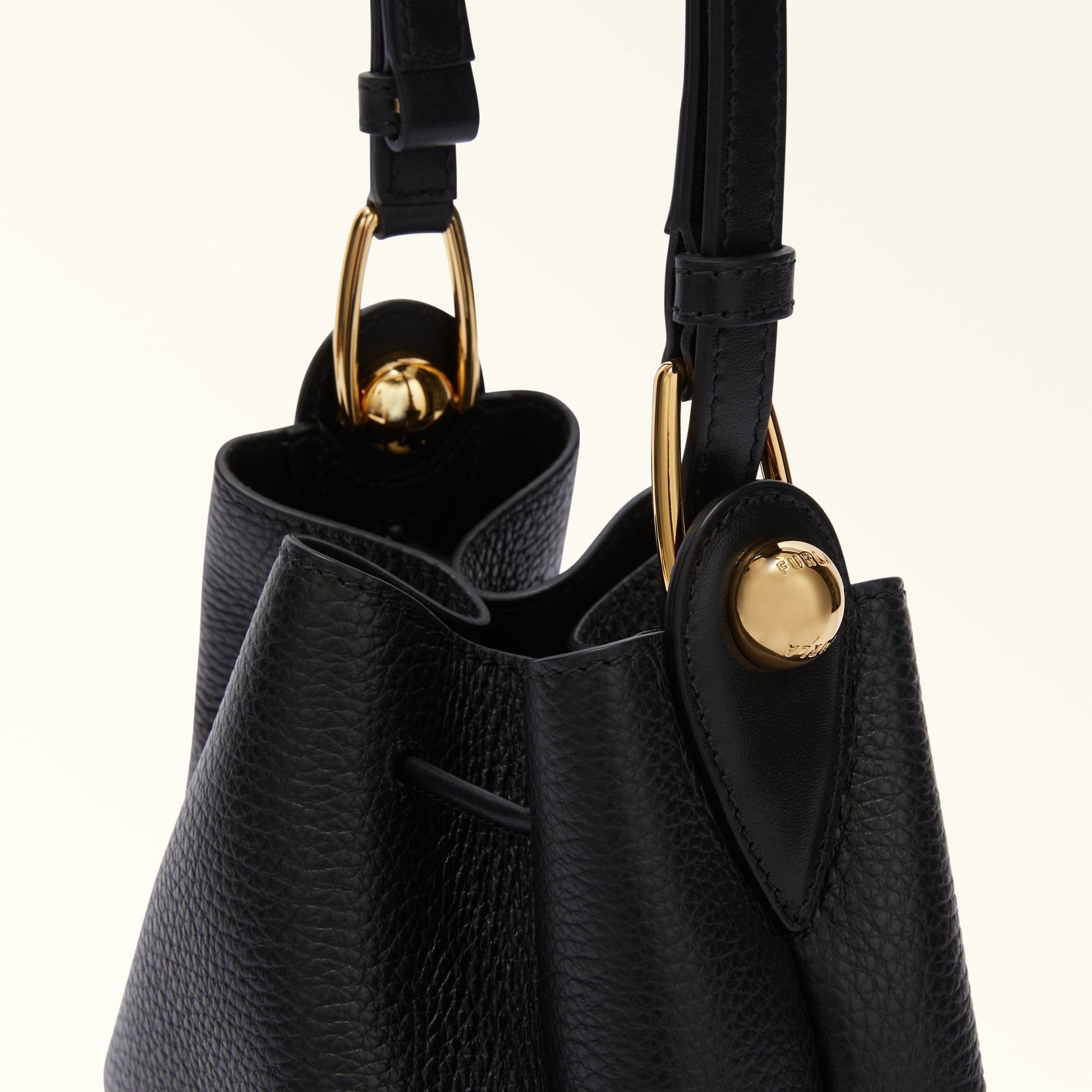 Furla Sfera Bucket Bag Nero Furla