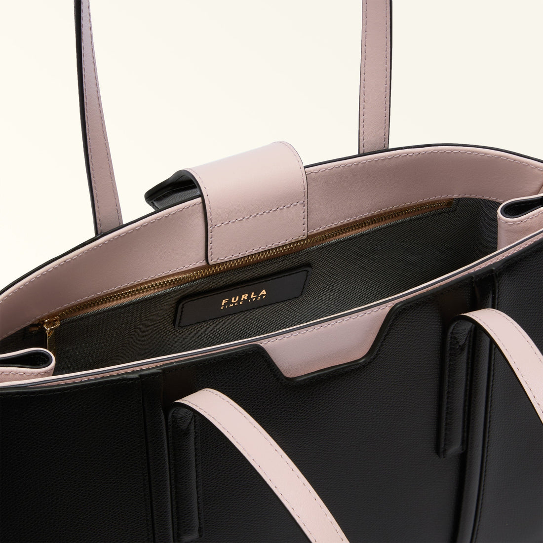 FURLA RIVA TOTE BAG O6000-NERO
