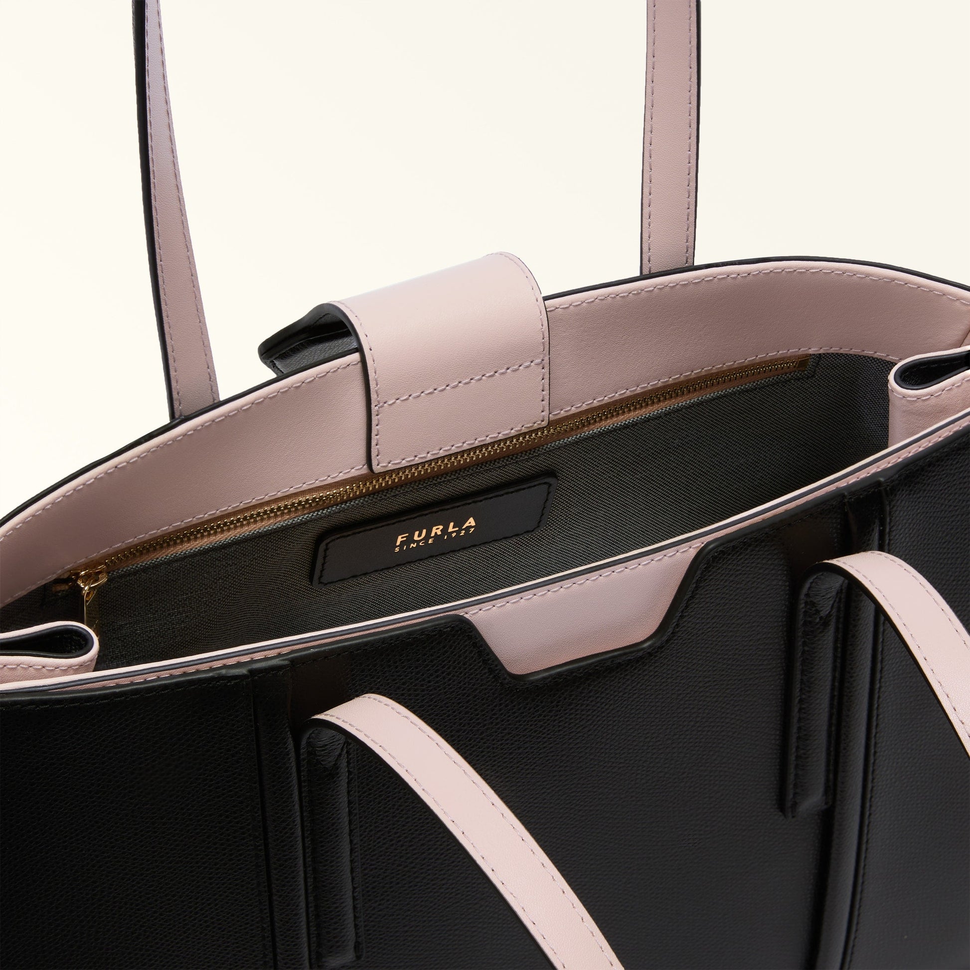 FURLA RIVA TOTE BAG O6000-NERO