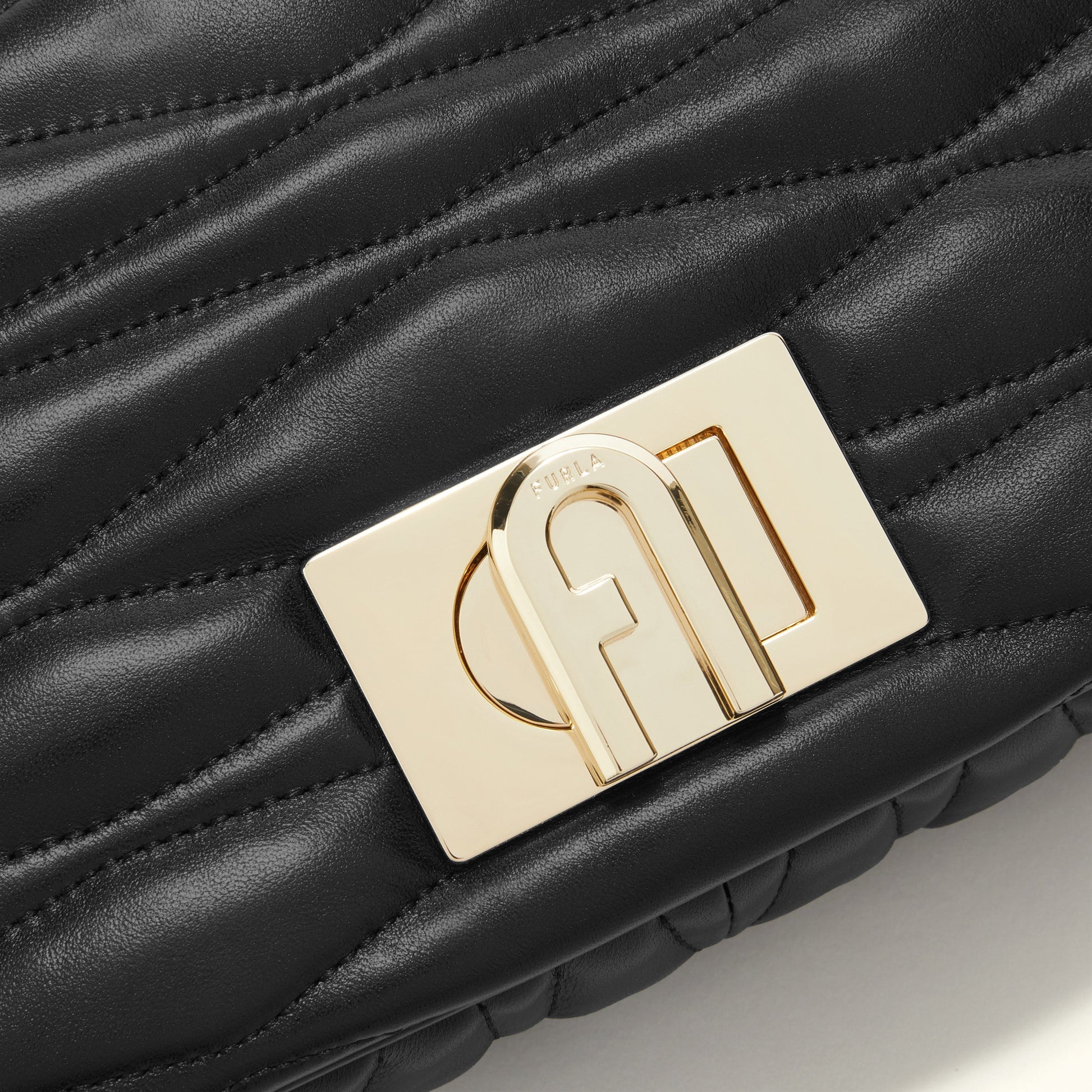 FURLA 1927 CROSSBODY O6000-NERO