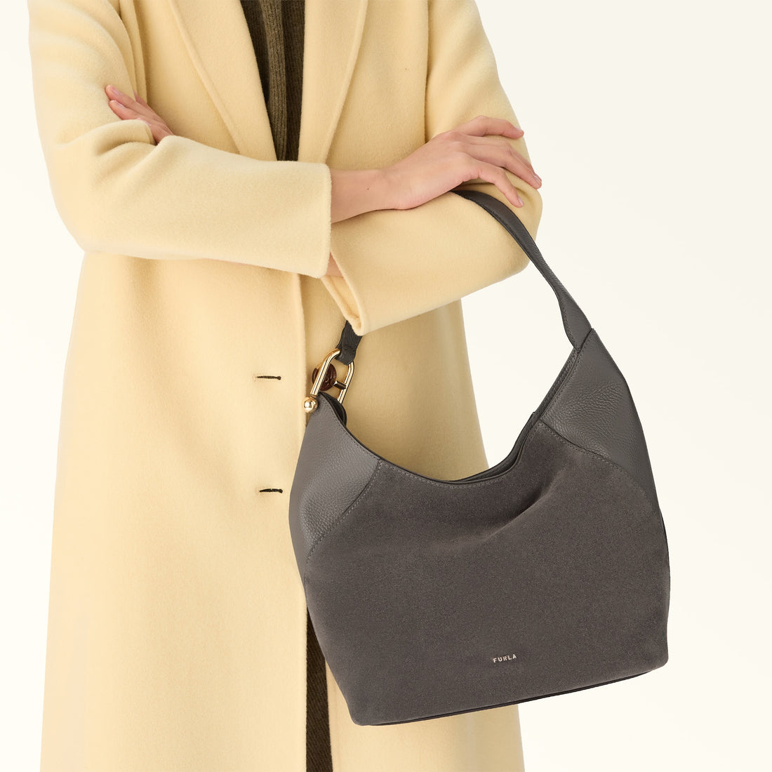 Furla Lara M Hobo Bag In Leather