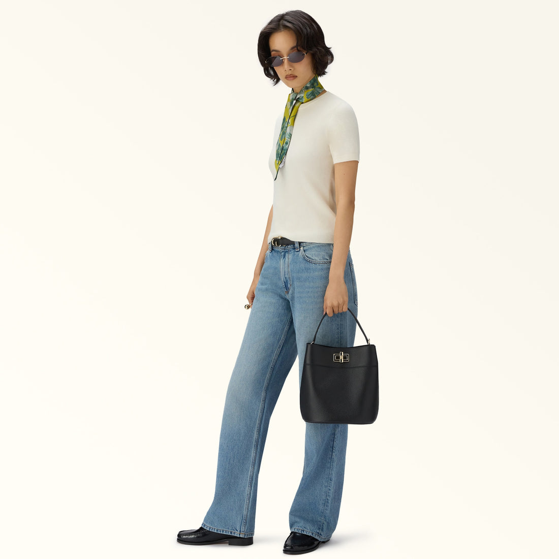 Furla Amelia M Bucket Bag in Black - Bags 