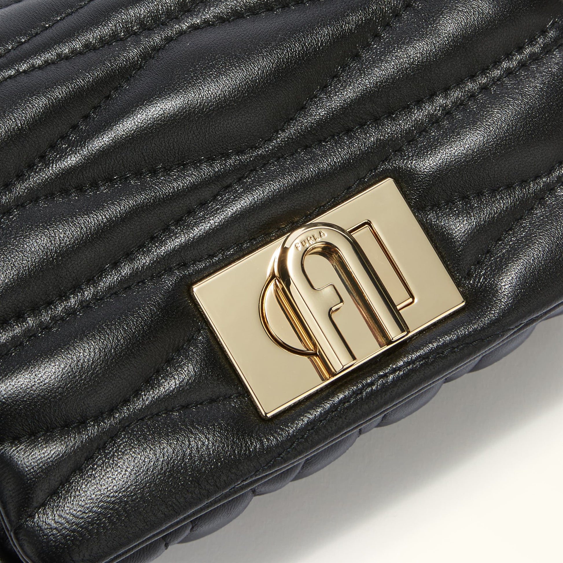 FURLA 1927 CROSSBODY O6000-NERO