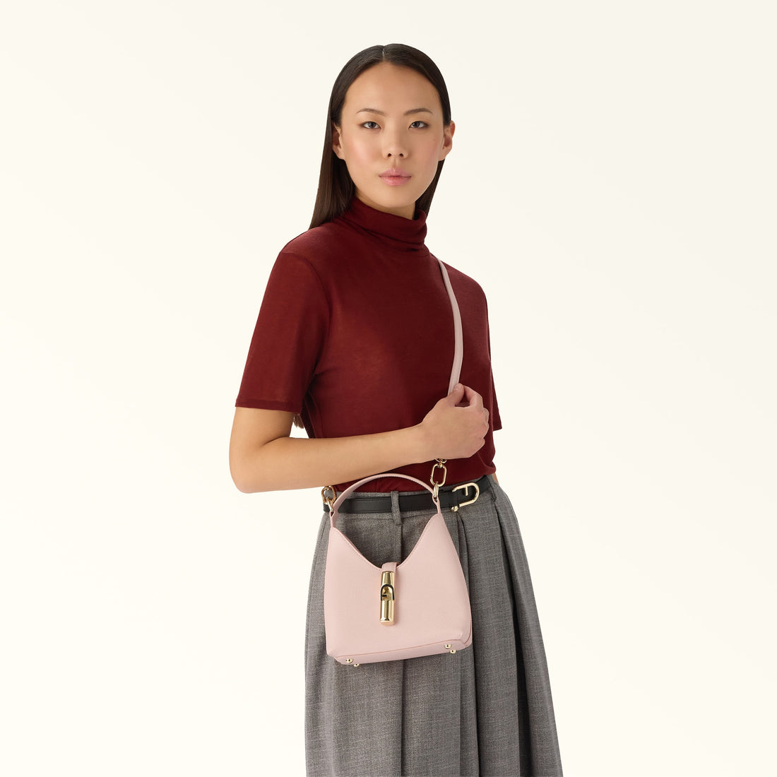 Furla Iride M Hobo Bag In Leather