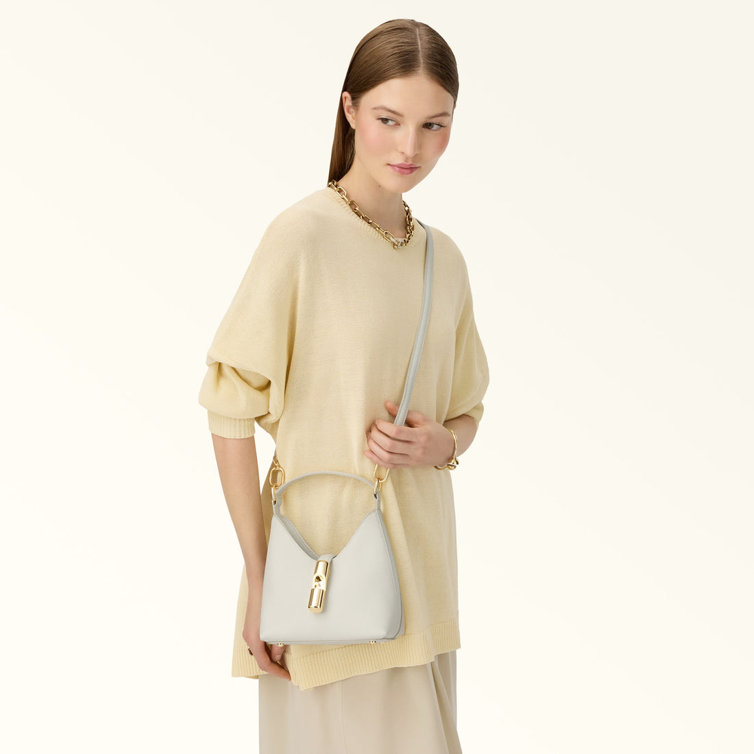 Furla Iride M Hobo Bag In Leather