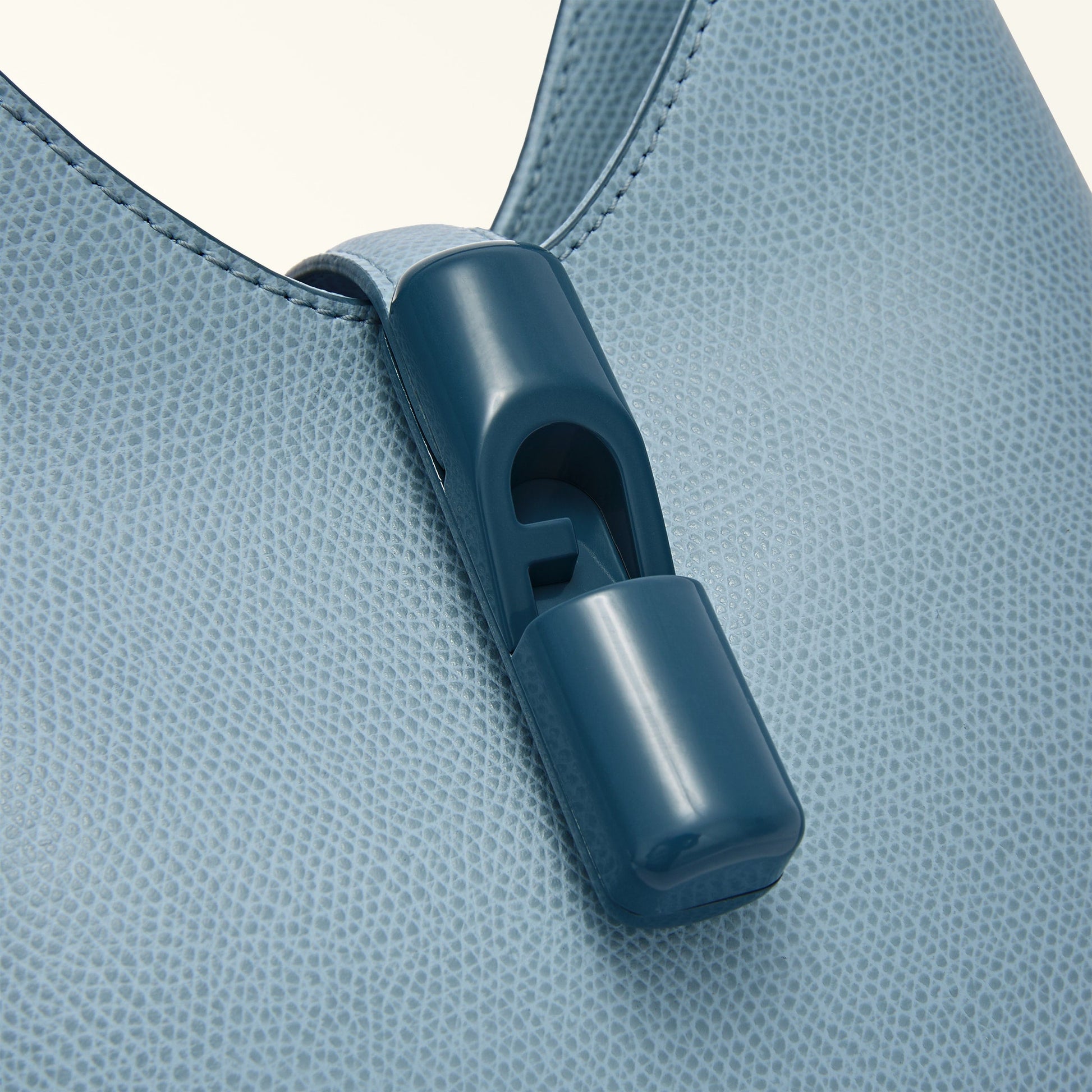Furla Iride Mini Hobo W/Strap Furla