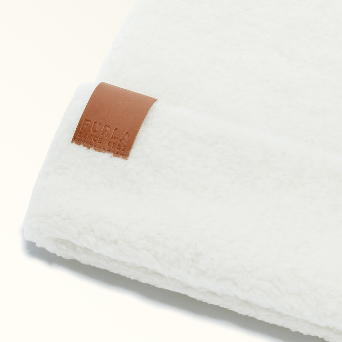 FURLA NUVOLA BEANIE PANNA