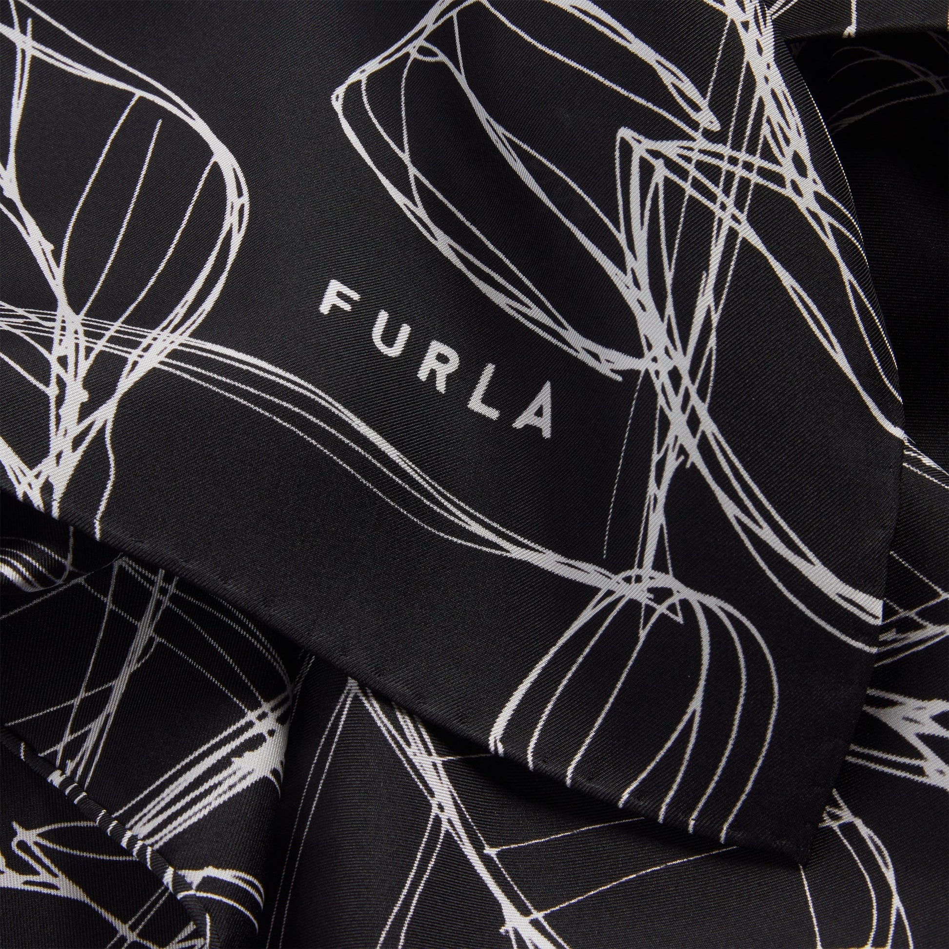FURLA TORTONA SCARF O6000-NERO