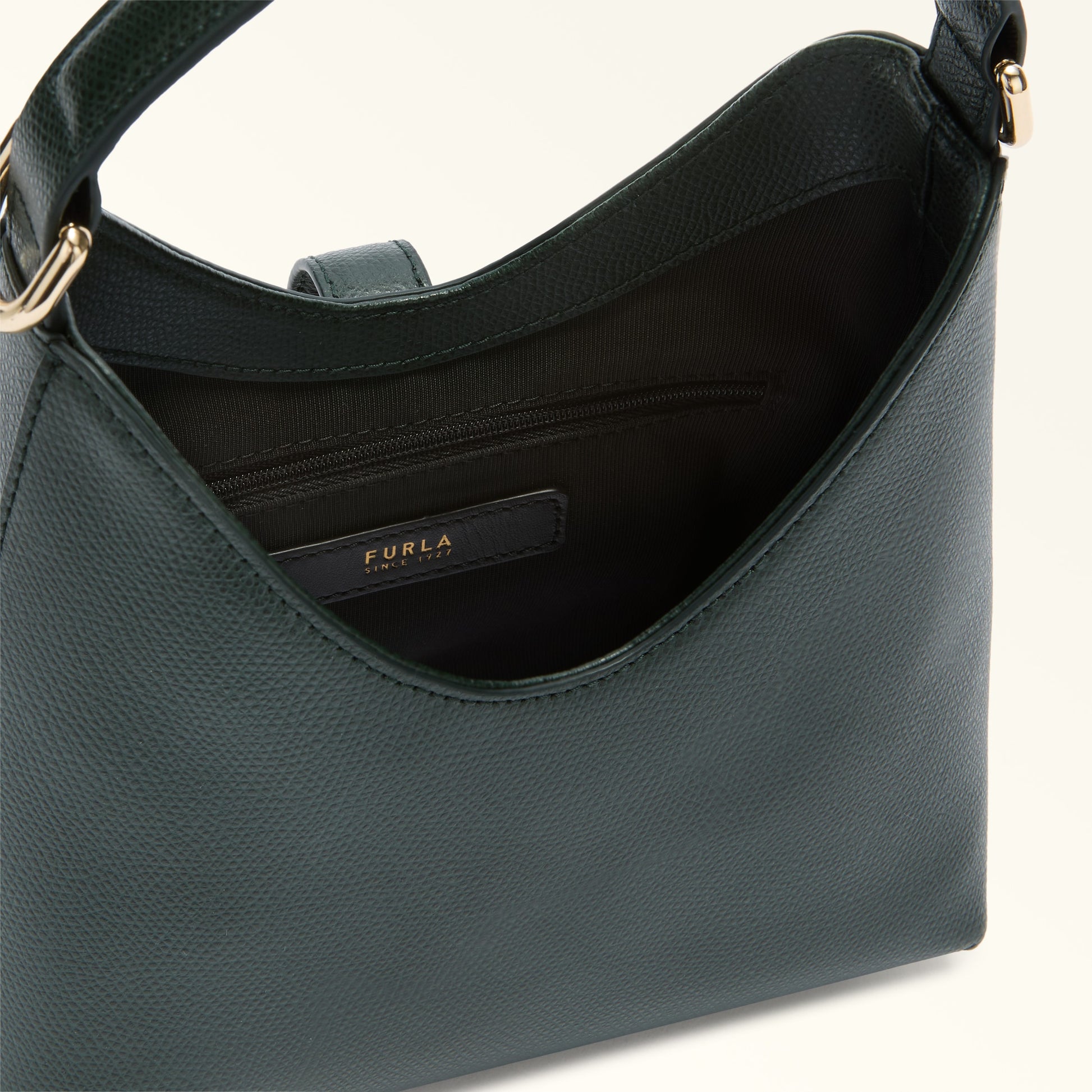 Furla Iride M Hobo Bag In Leather
