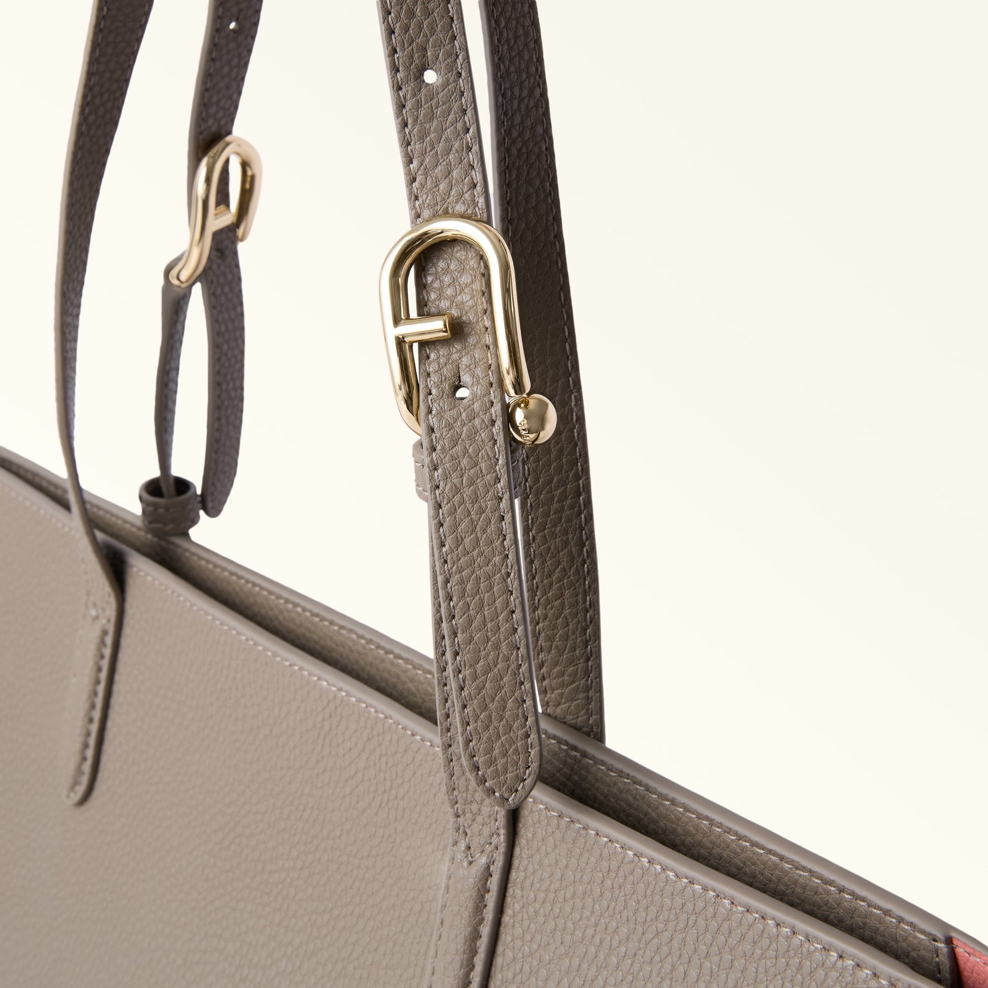 Furla Ava L Tote W/Zip in Pink - Bags 