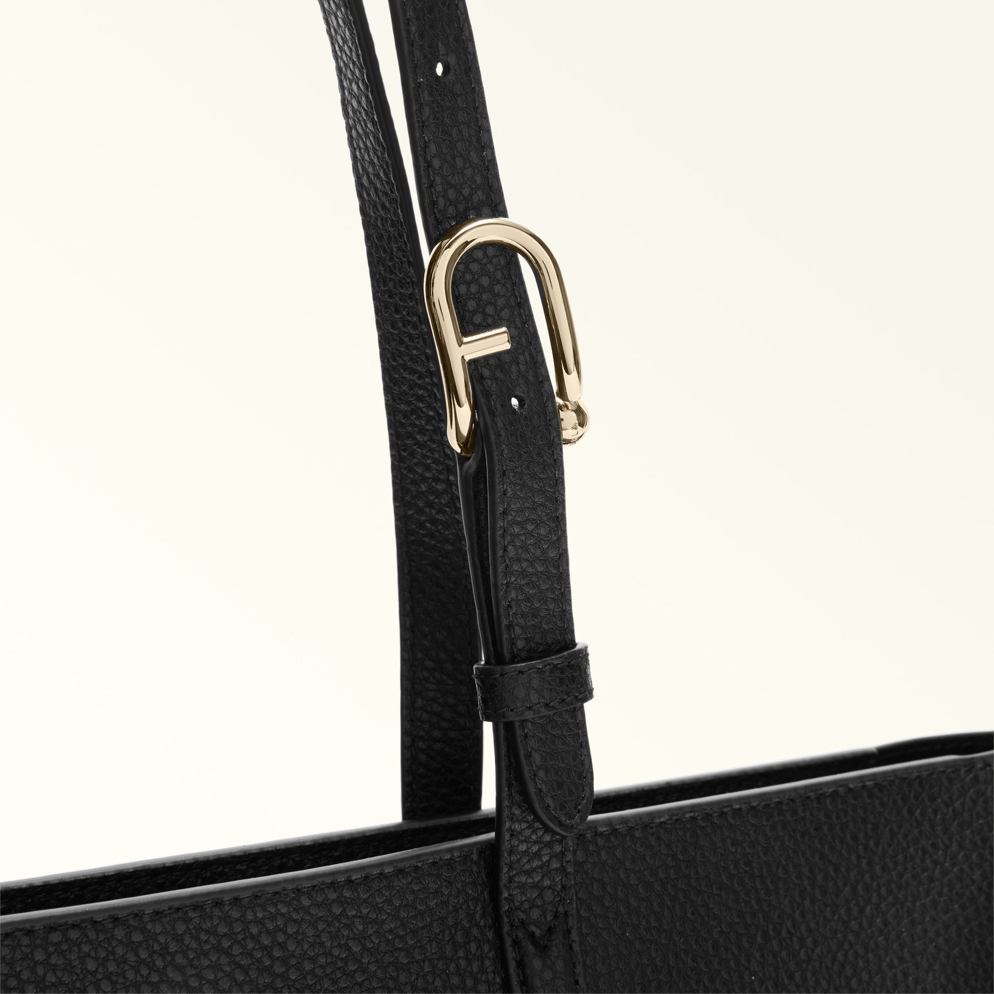 Furla Ava L Tote Bag In Leather