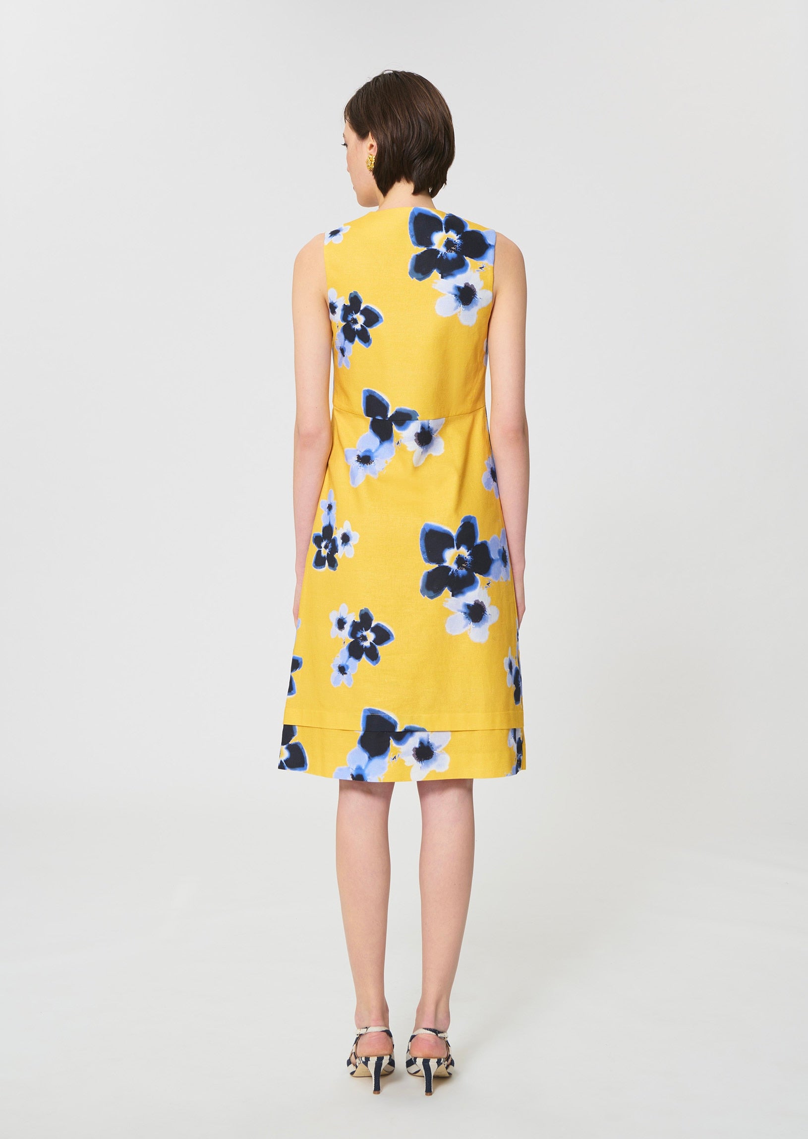 dress in yellow floral printed linen and cotton