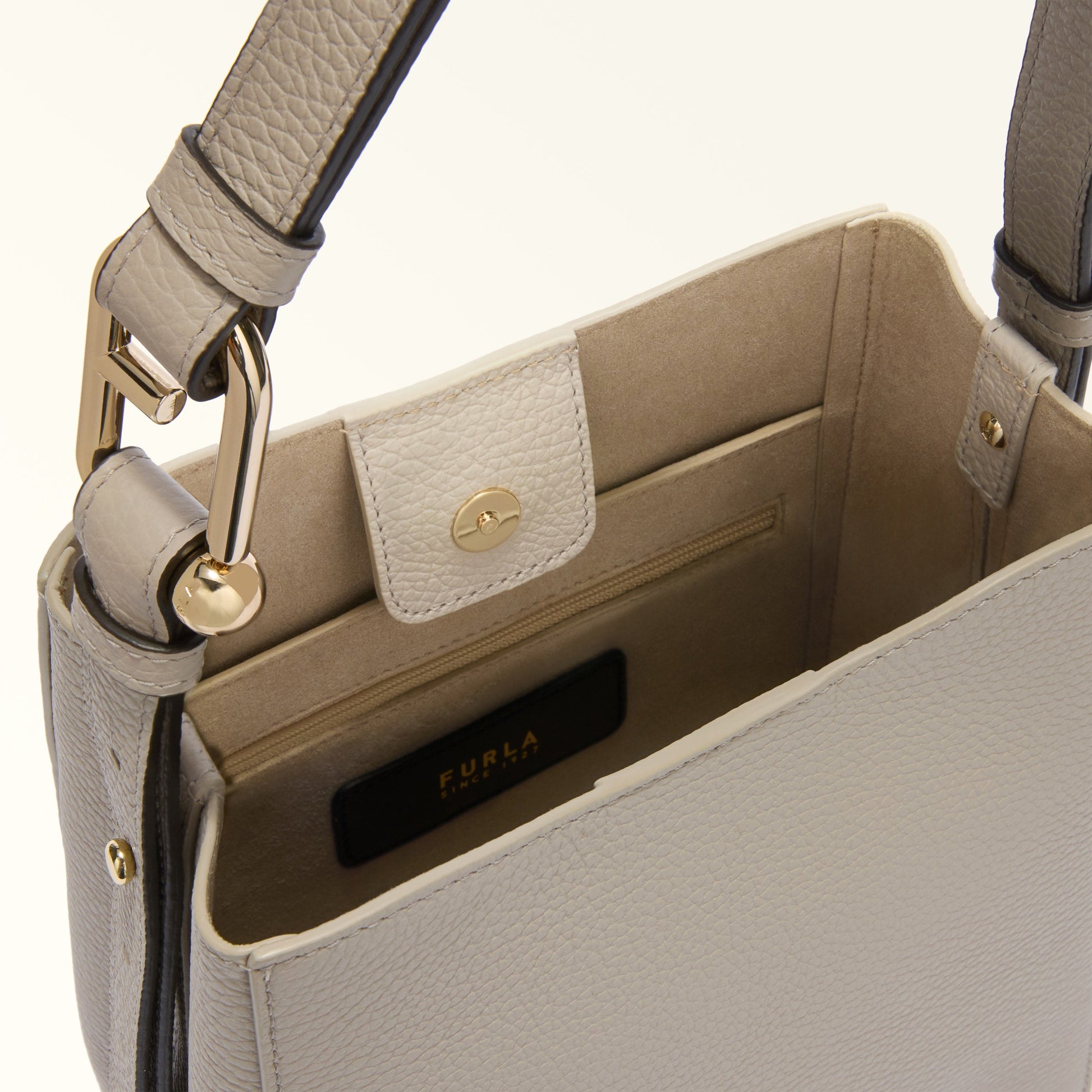 FURLA NUVOLA BUCKET BAG Furla