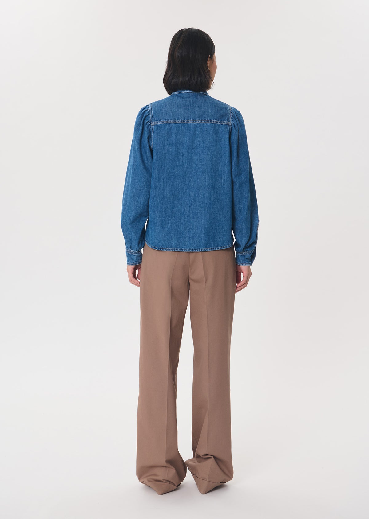 Chloe shirt in denim blue cotton by Tara Jarmon