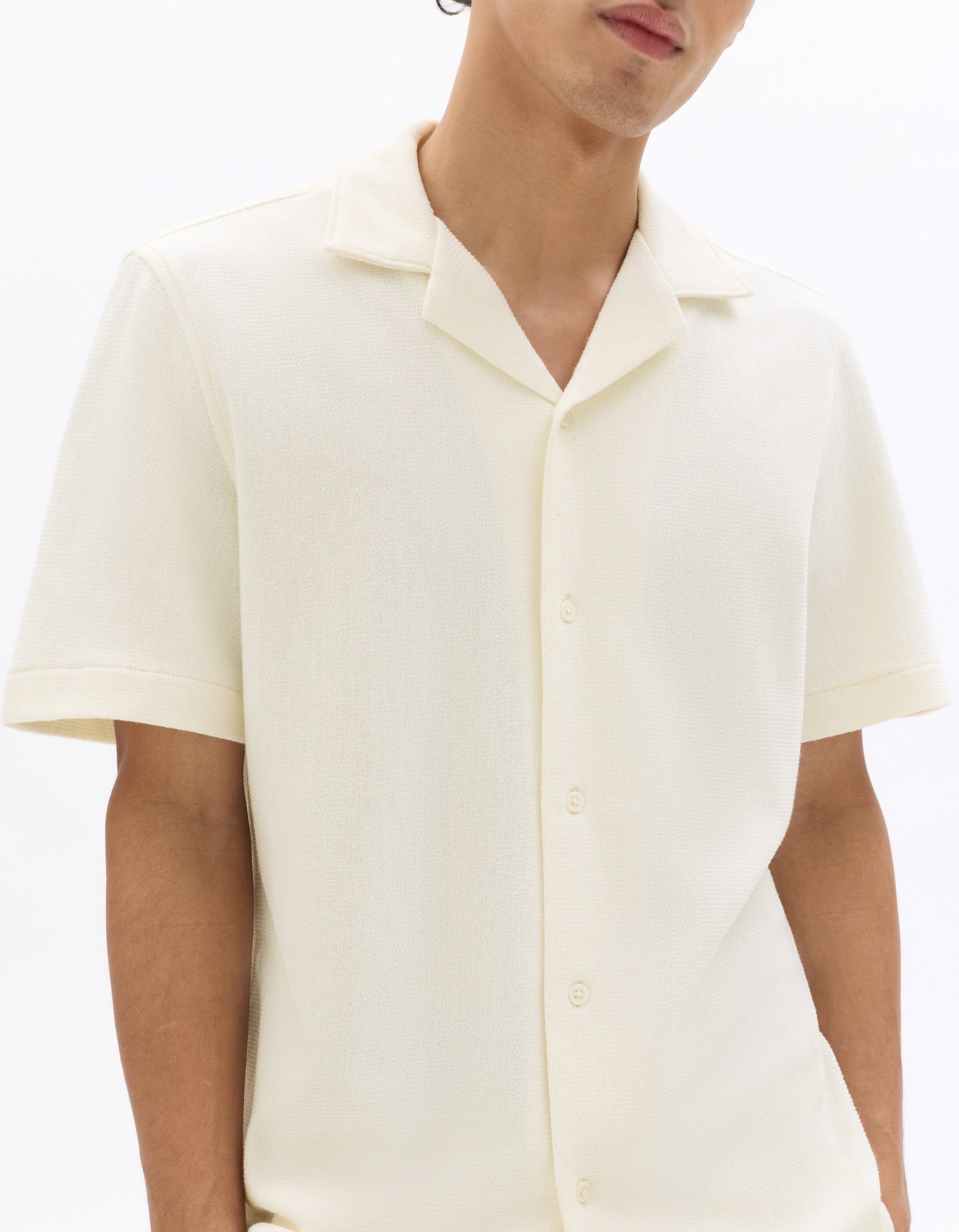 Celio Textured Regular Fit Short-Sleeved Shirt - Beige