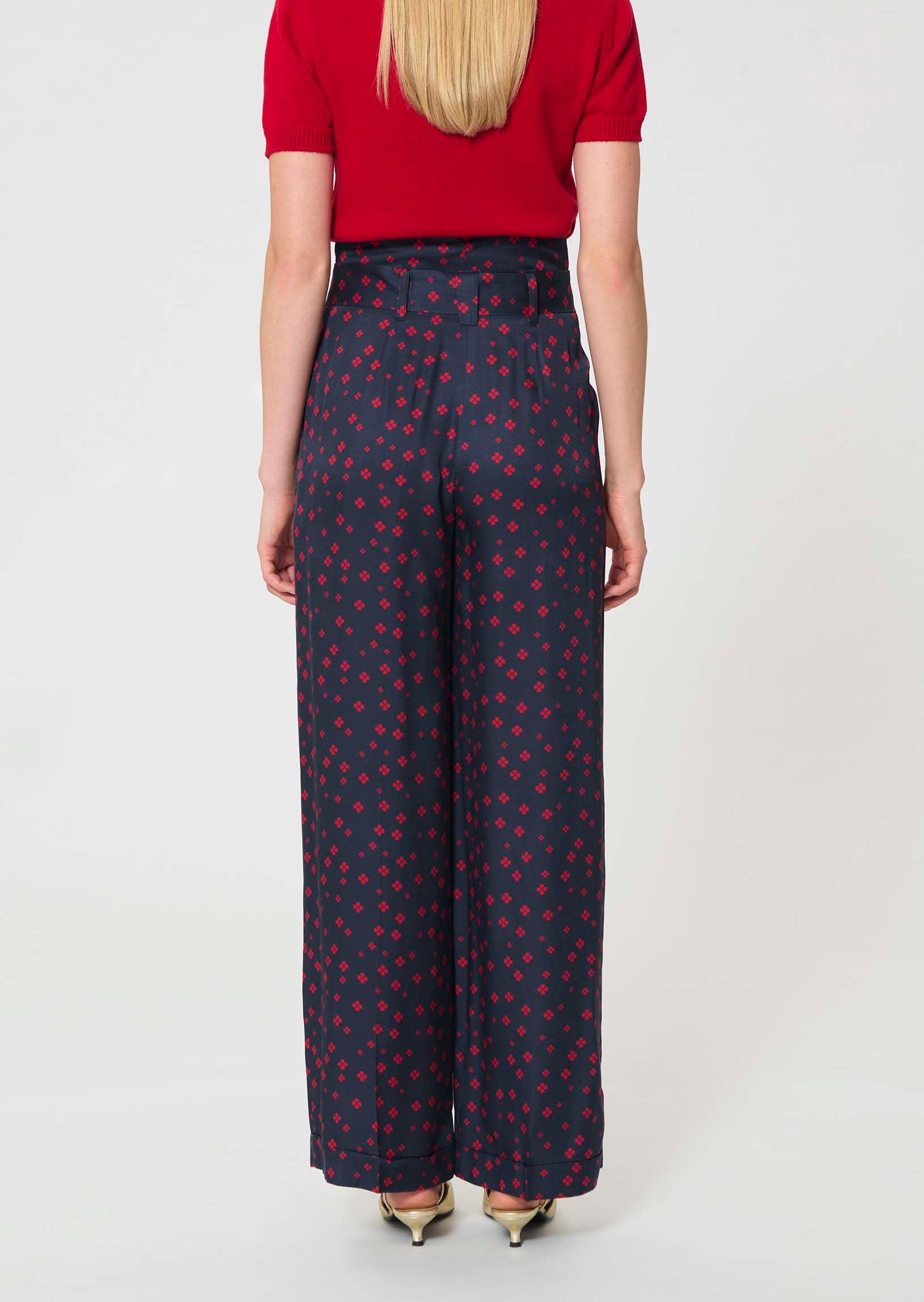trousers in midnight blue with mini clover print