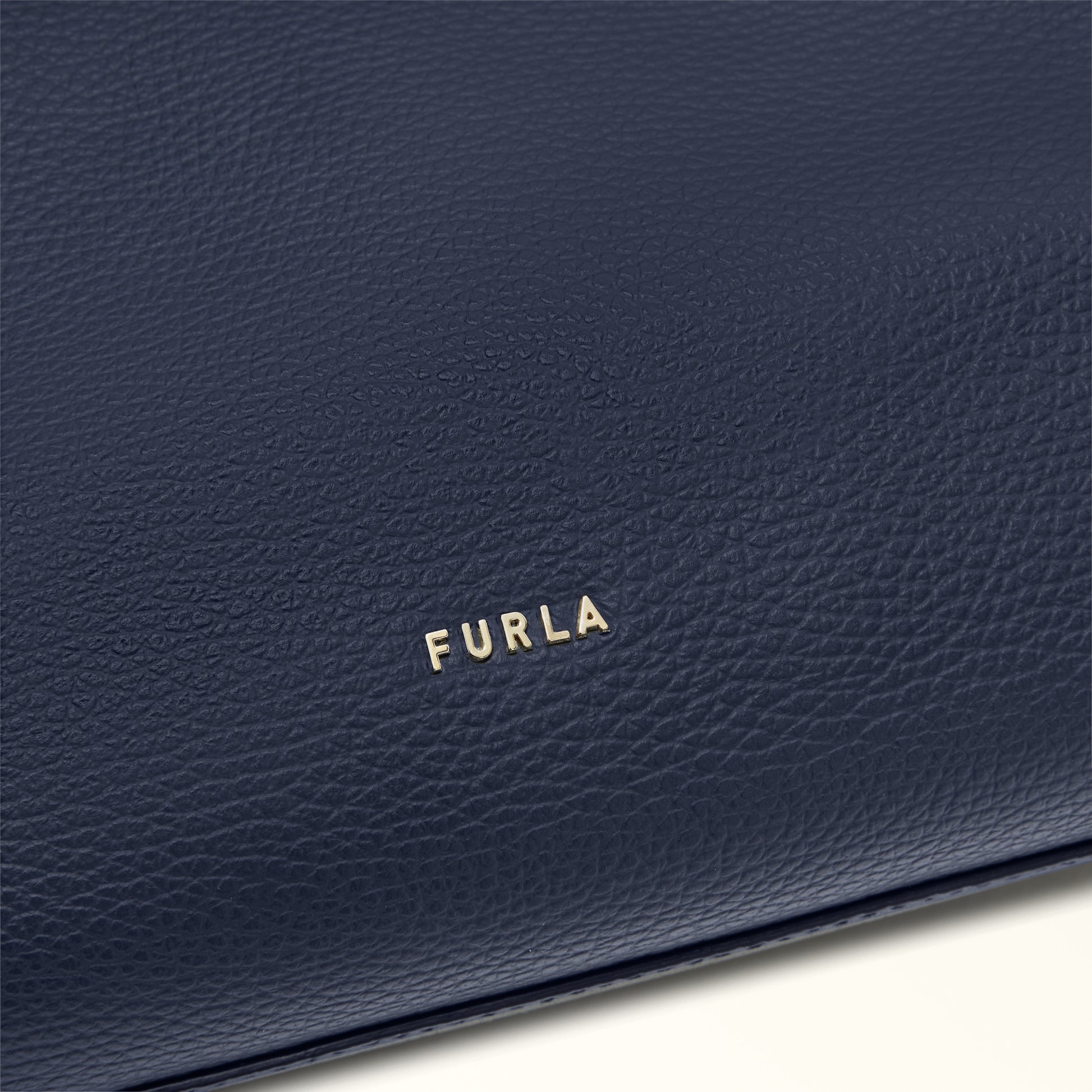 Furla Lara M Hobo Bag In Leather