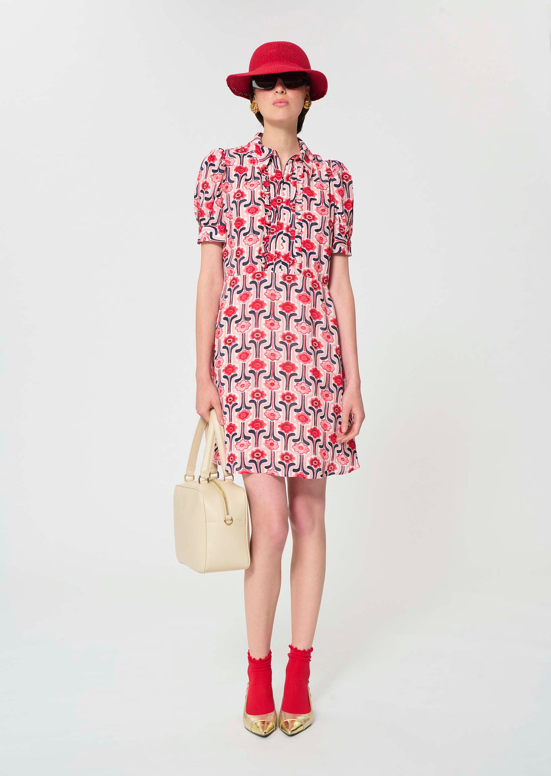 dress in pale pink retro print
