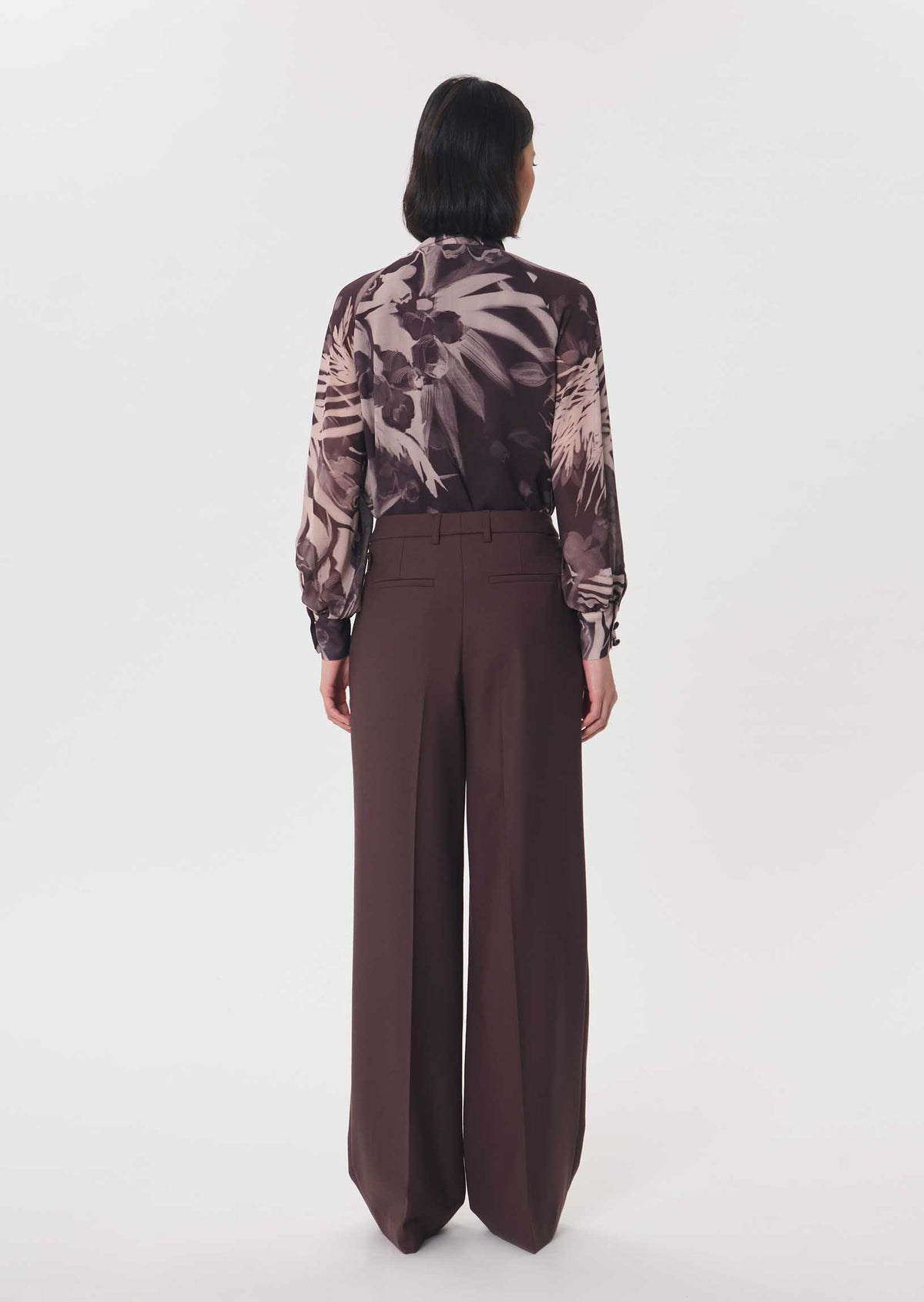 Parinno trousers in brown by Tara Jarmon