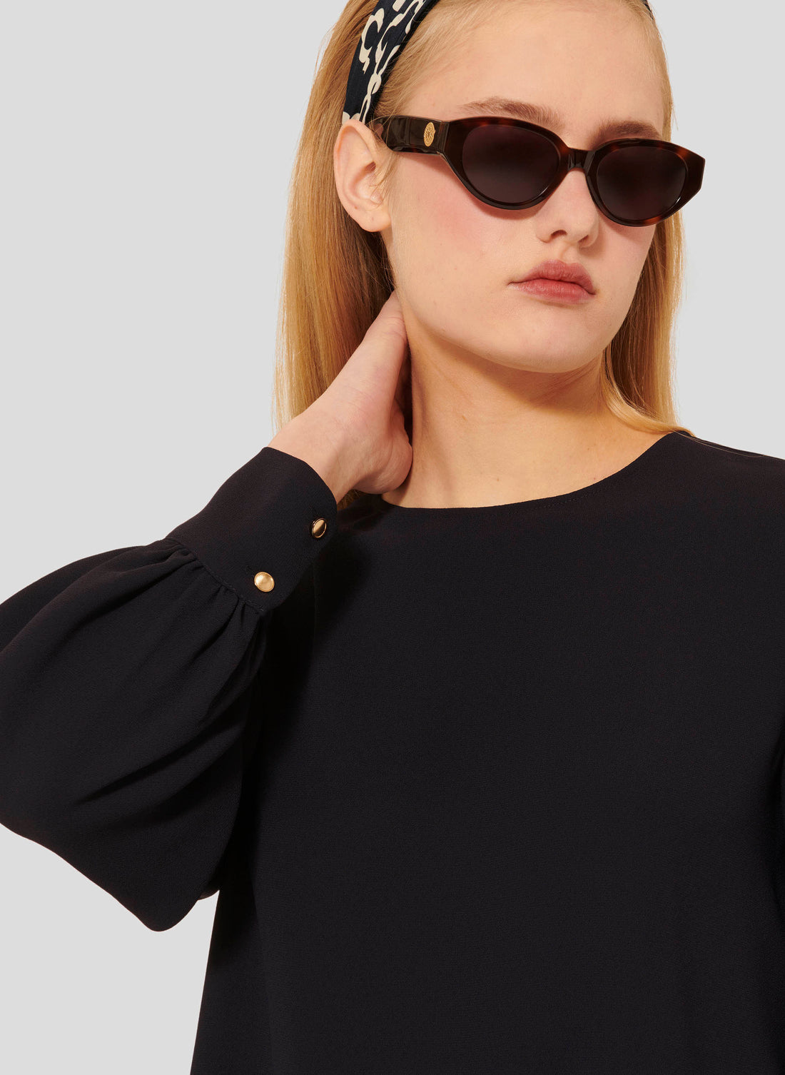 Tacci midnight blue crepe top by Tara Jarmon Lebanon
