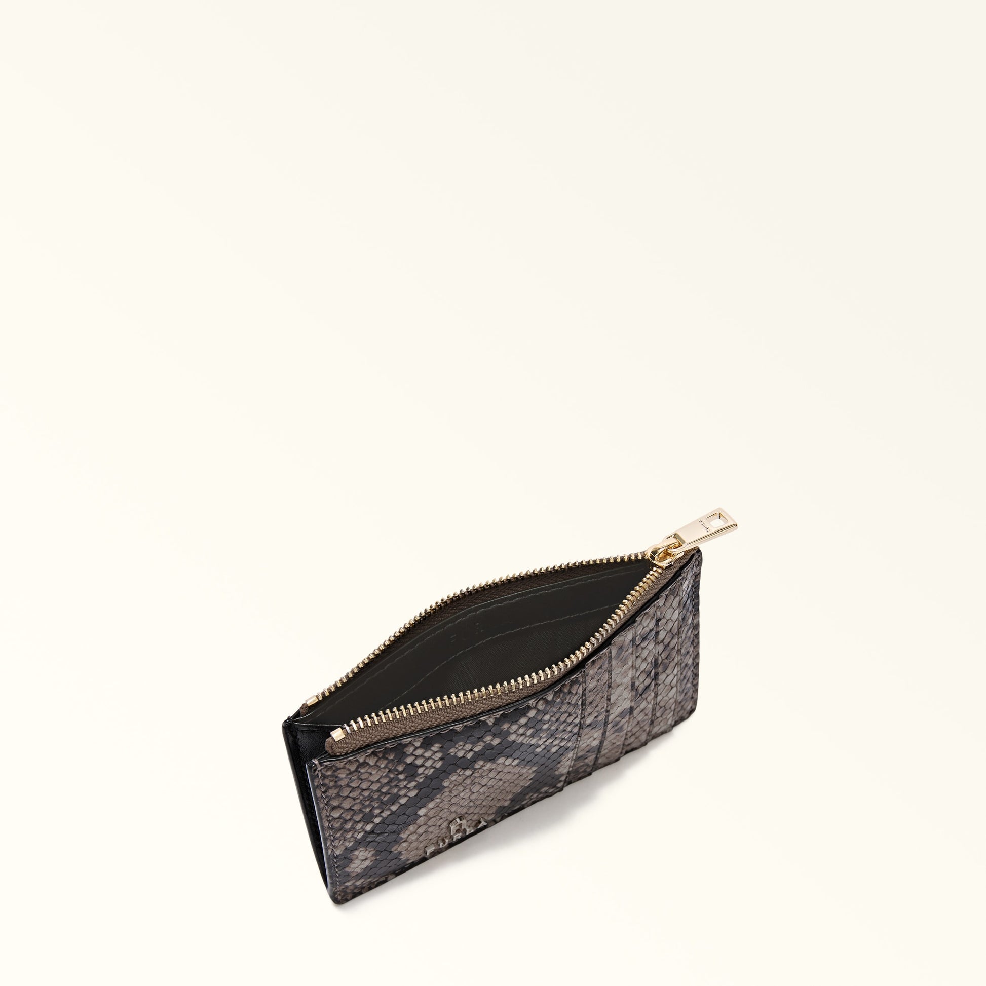 Furla Camelia M Card Case Small Goods In Leather