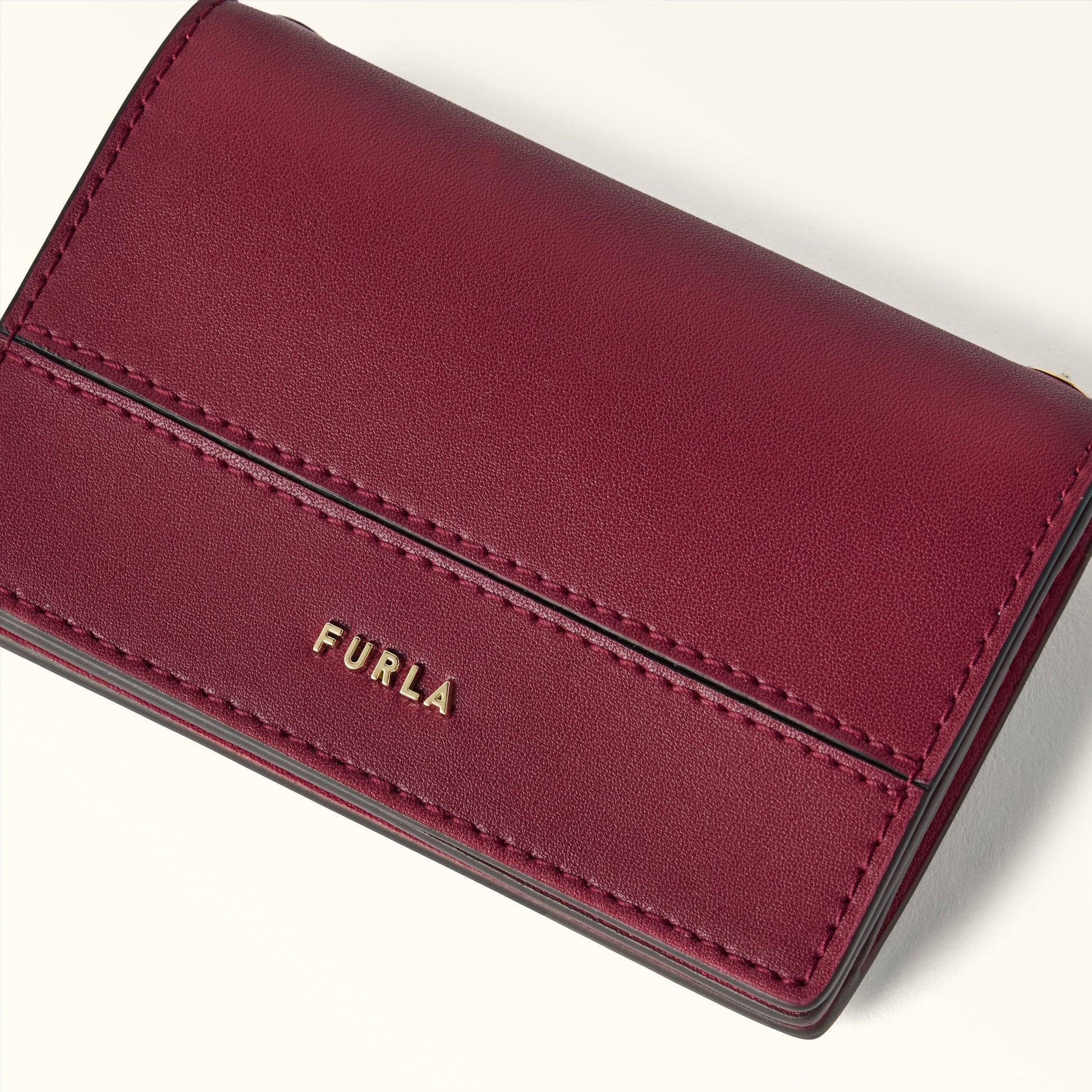 Furla Lia M Card Case in Pink - Wallets 