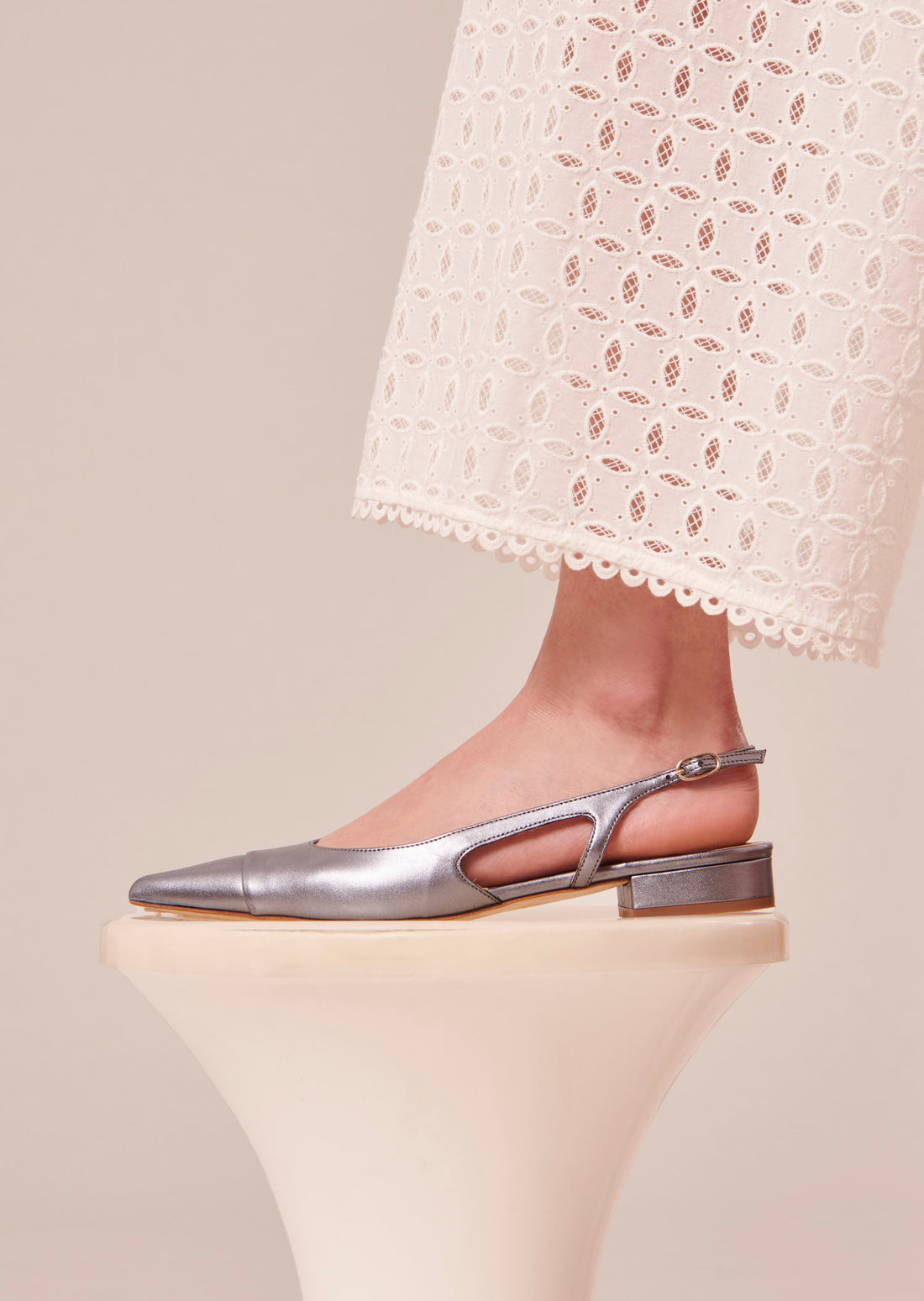 Kaia blue pumps in metallic leather by Tara Jarmon Lebanon