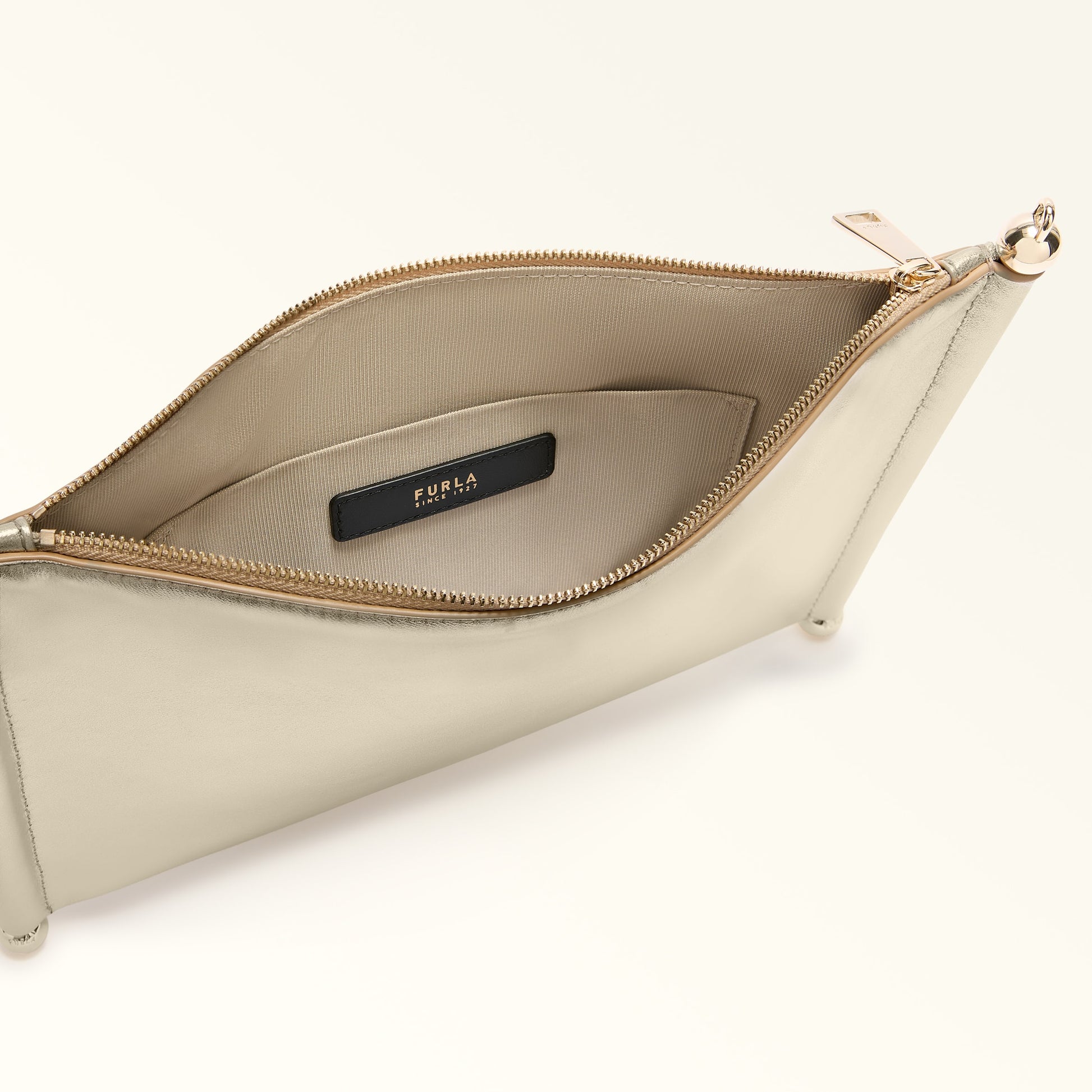 Furla Sfera Soft Xl Shoulder  Bag In Leather
