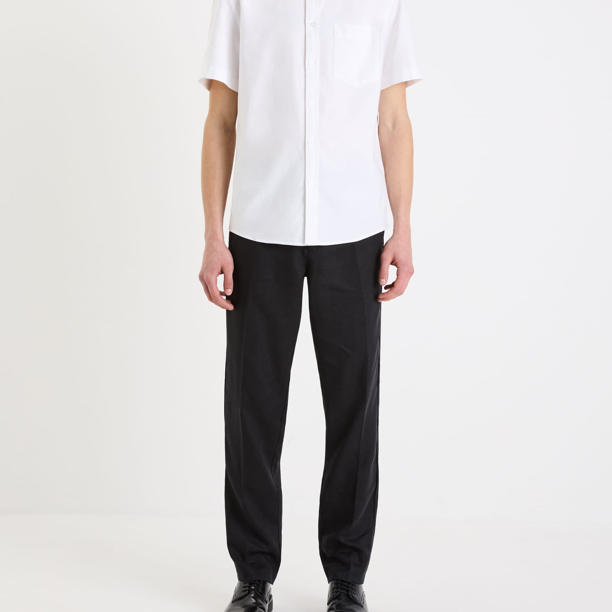 white Short sleeves Shirt