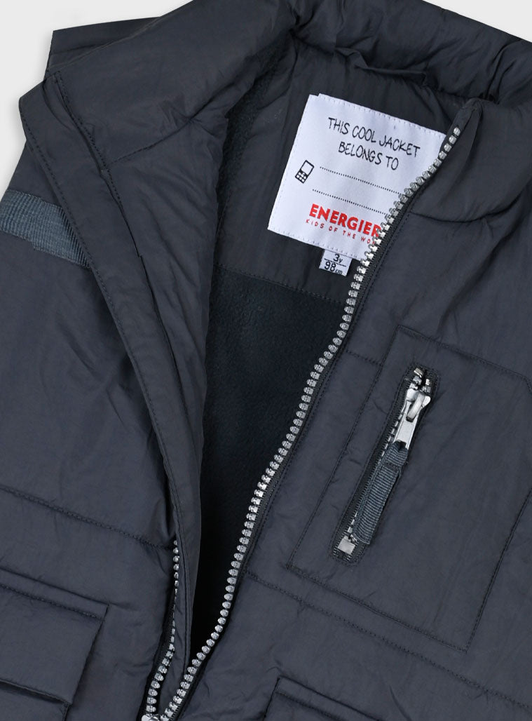 SLEEVLESS JACKET