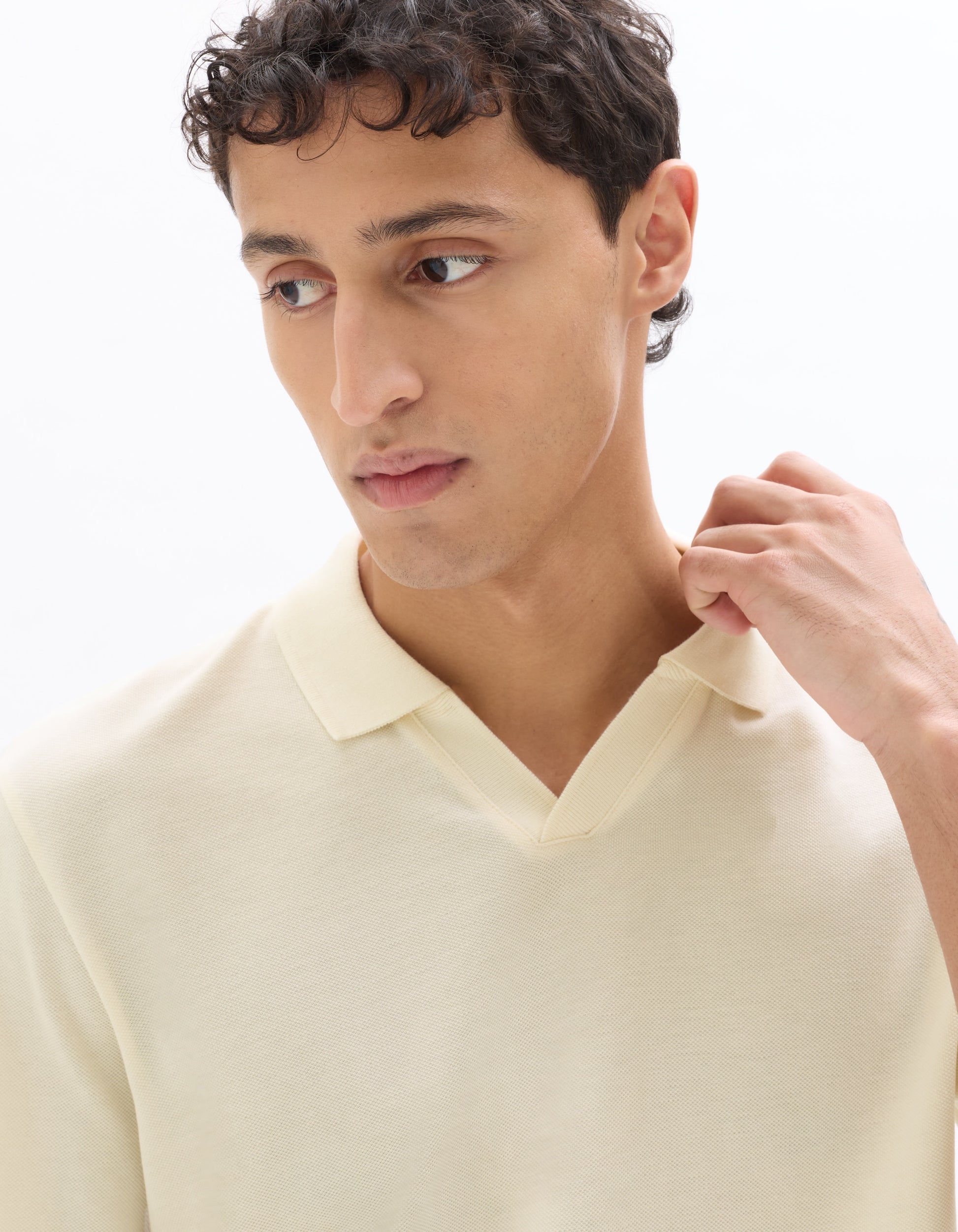 Celio Piqué Regular Fit Shark Collar Polo - White
