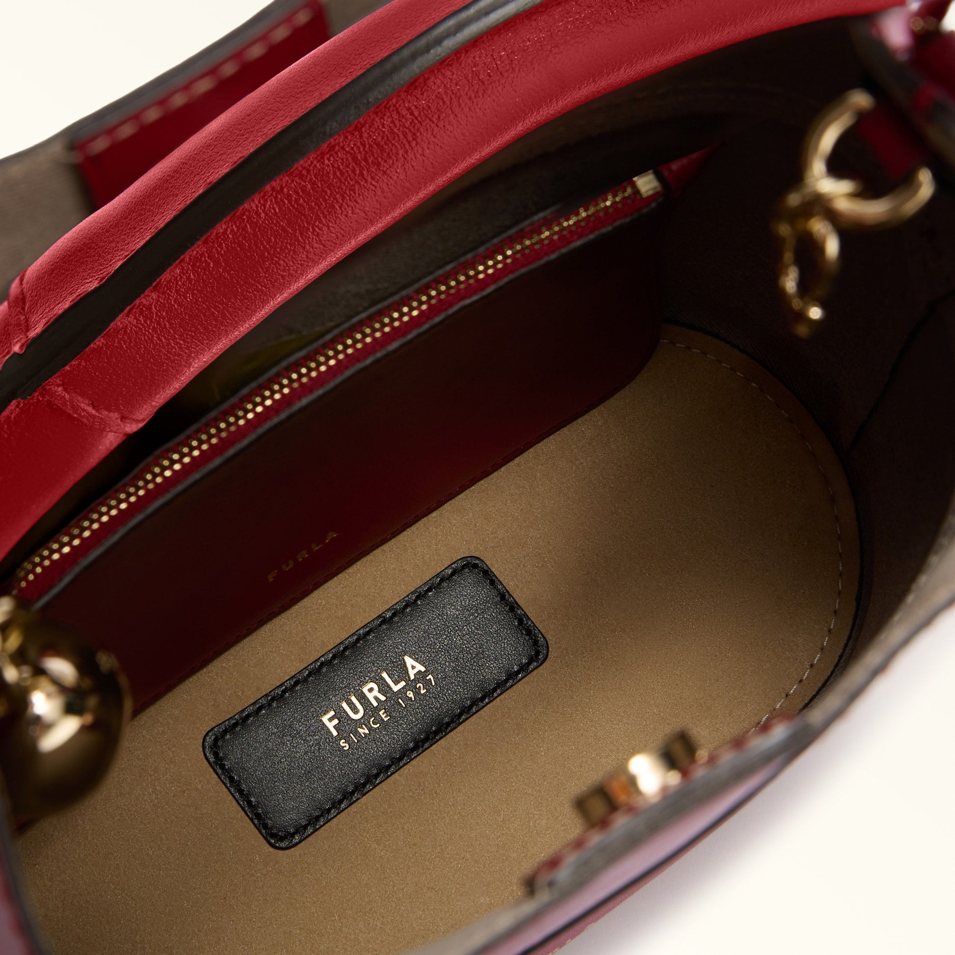 FURLA SFERA BUCKET BAG Furla