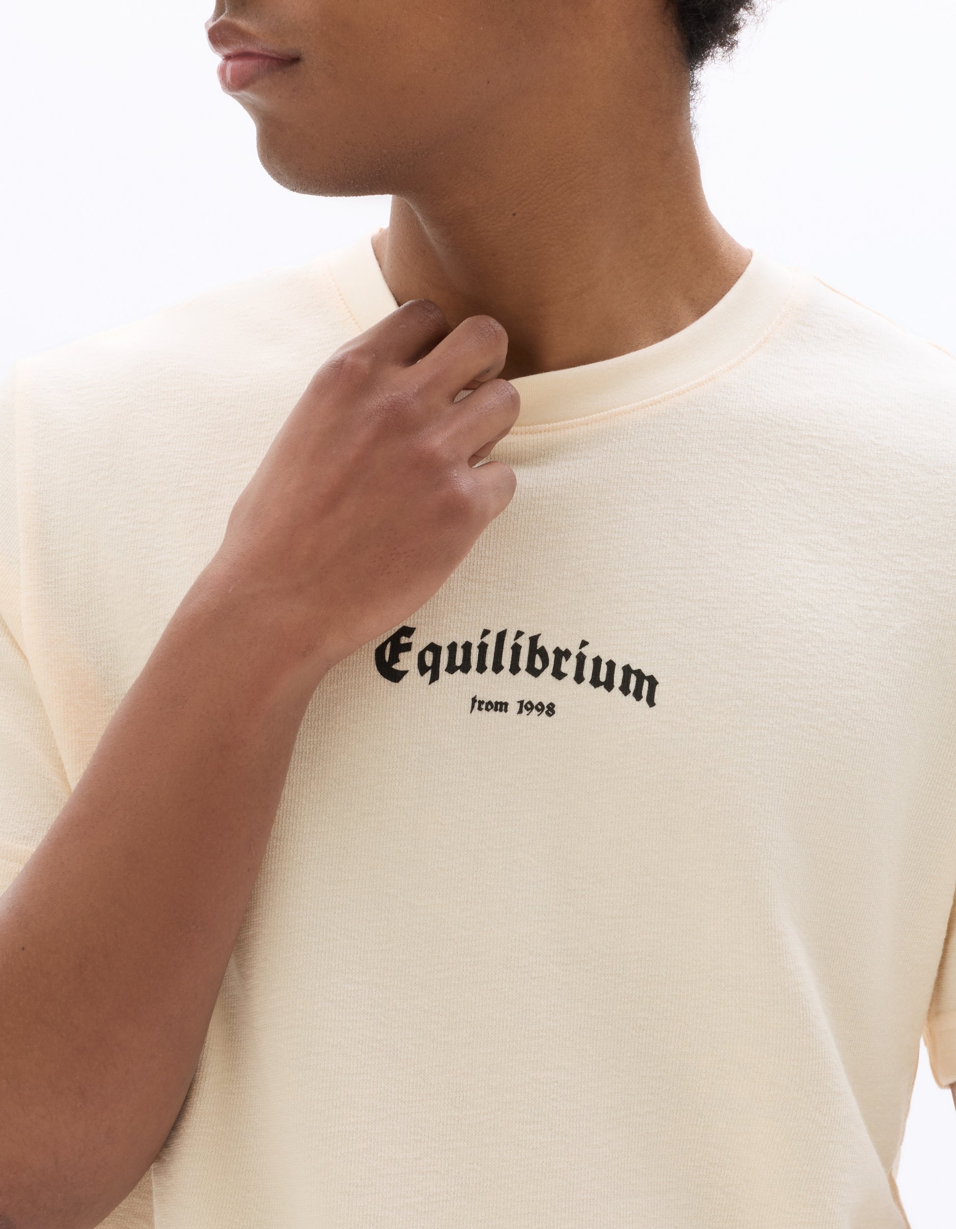 Celio Boxy Crew Neck Equilibrium Print T-Shirt - Beige