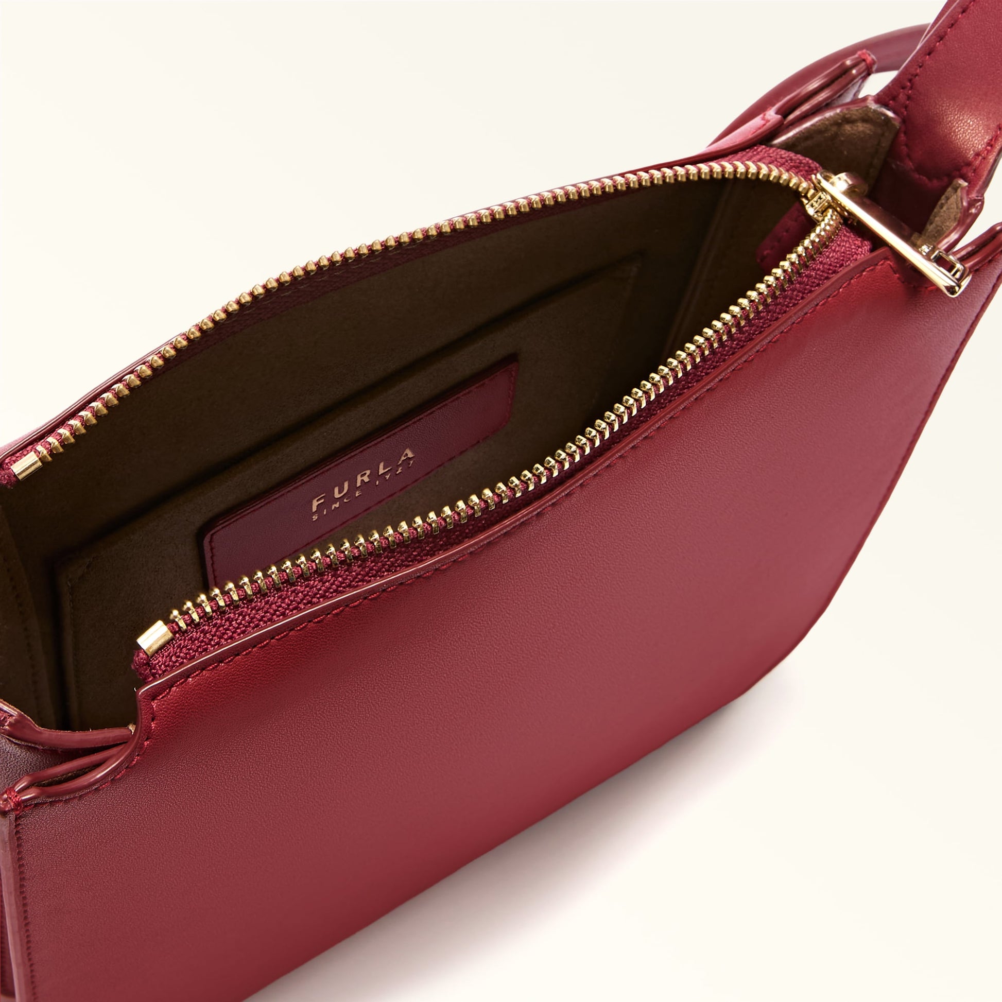 Furla Ava S Crossbody Bag In Leather