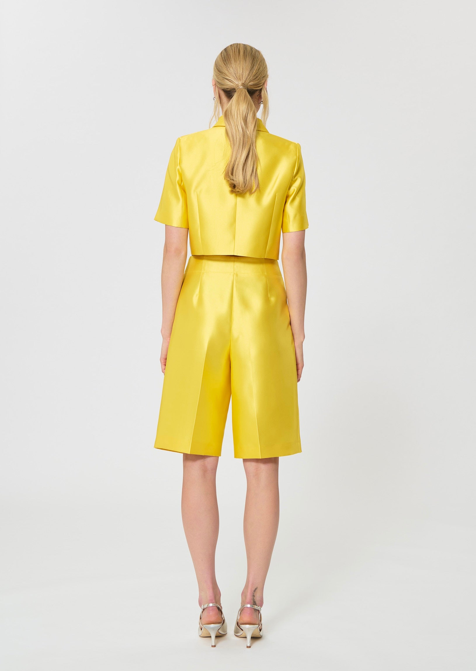 shorts in yellow duchess satin