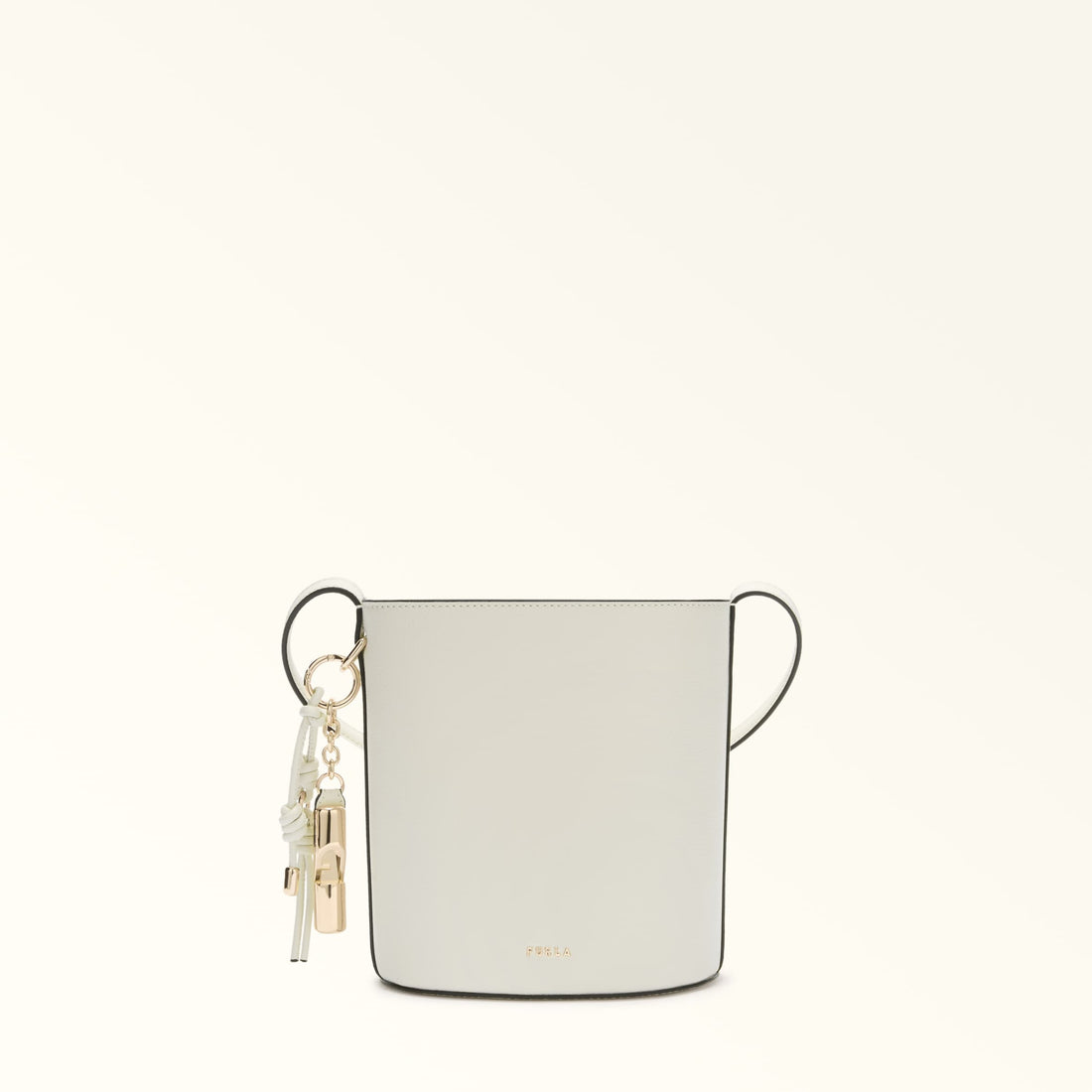 Furla Roxie M Bucket  Bag In Leather