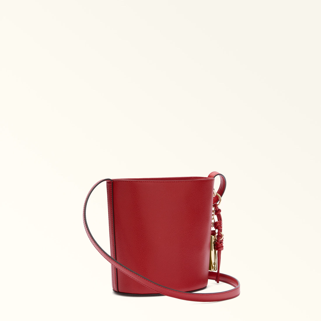 Furla Roxie M Bucket  Bag In Leather